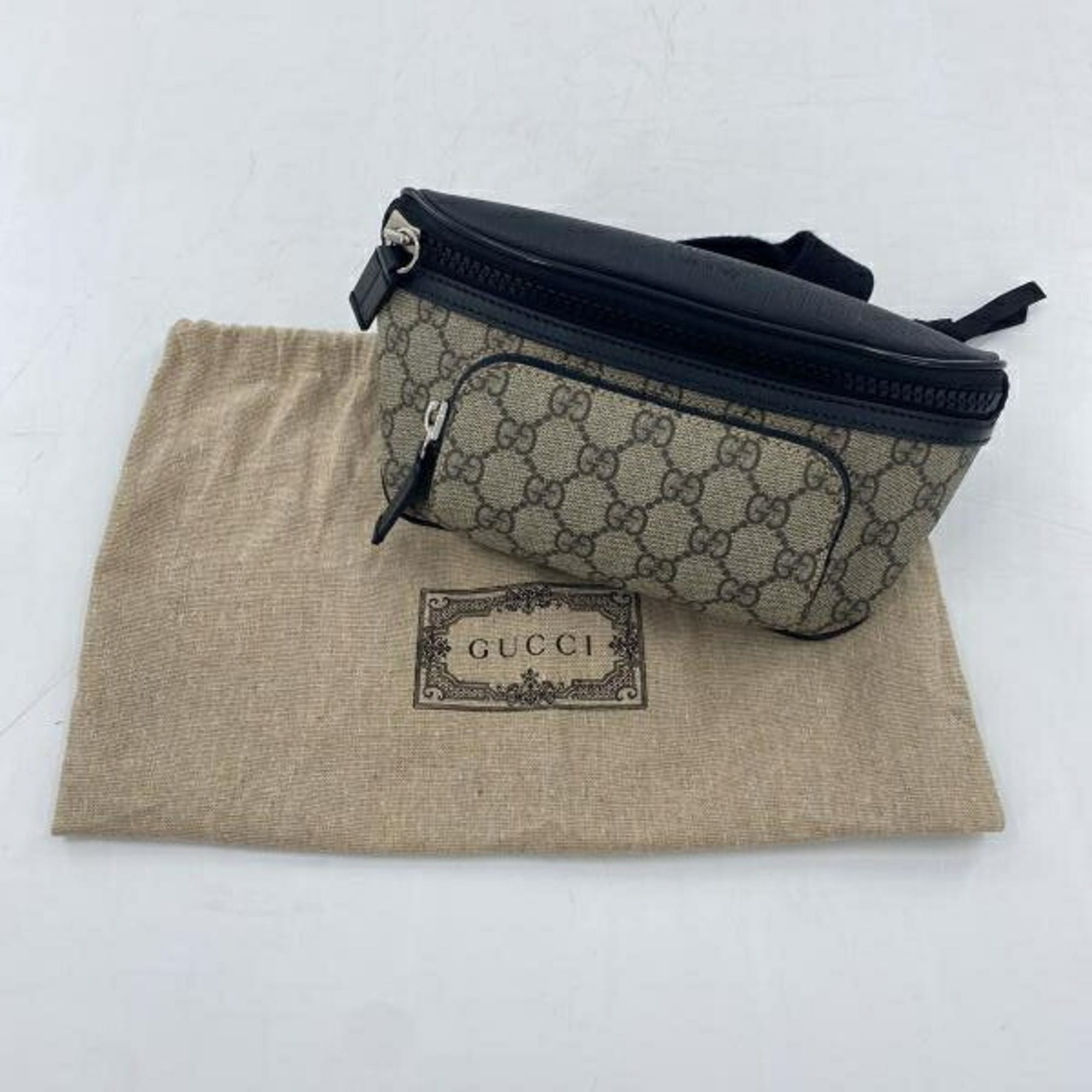 Gucci Black Charcoal Gray Gg Supreme Sling Bag (Pre-Owned)