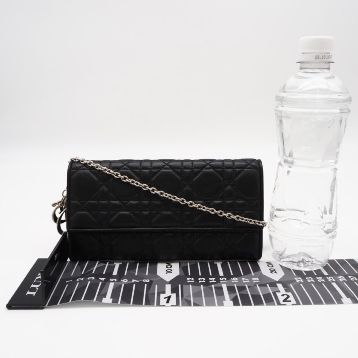 Christian Dior Black Leather Chain/Shoulder Wallet (Pre-Owned)