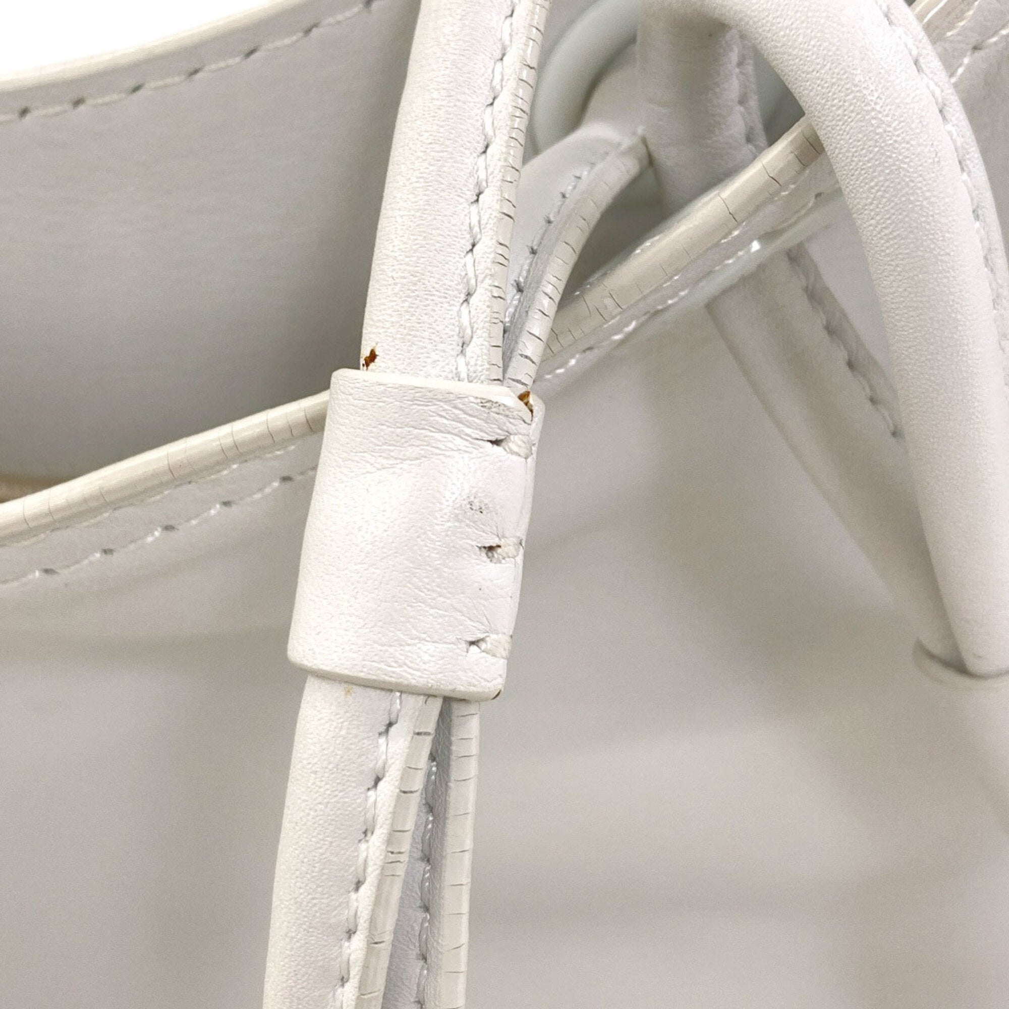 Loewe White Leather Tote Bag (Pre-Owned)