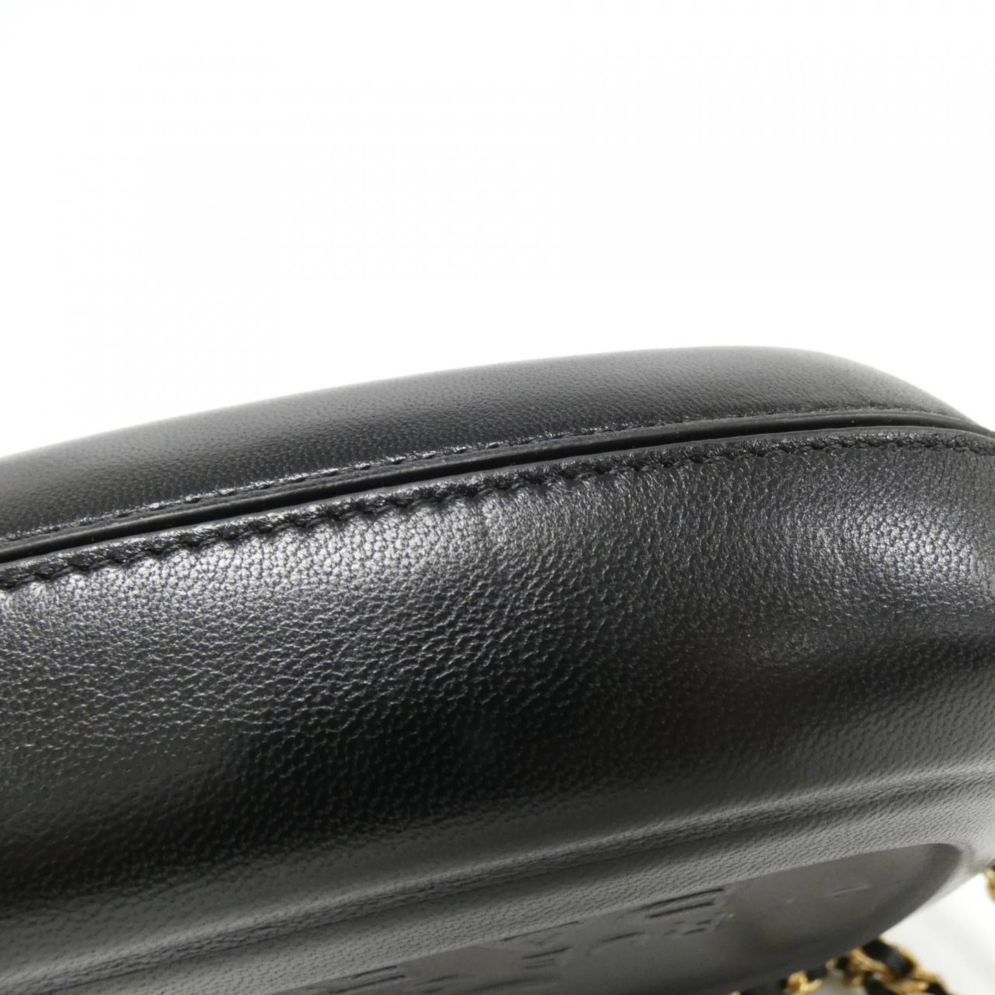 Chanel Black Leather Shoulder Bag (Pre-Owned)