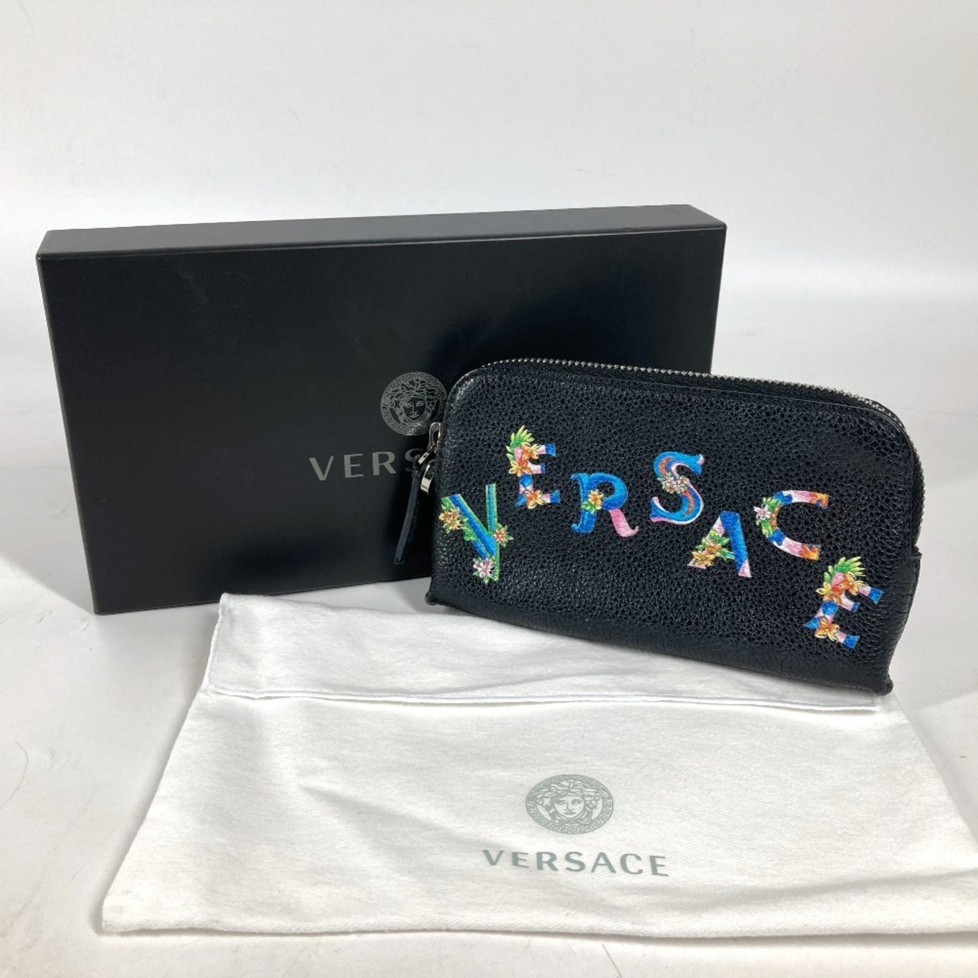 Versace Black Leather Coin Purse/Coin Case (Pre-Owned)