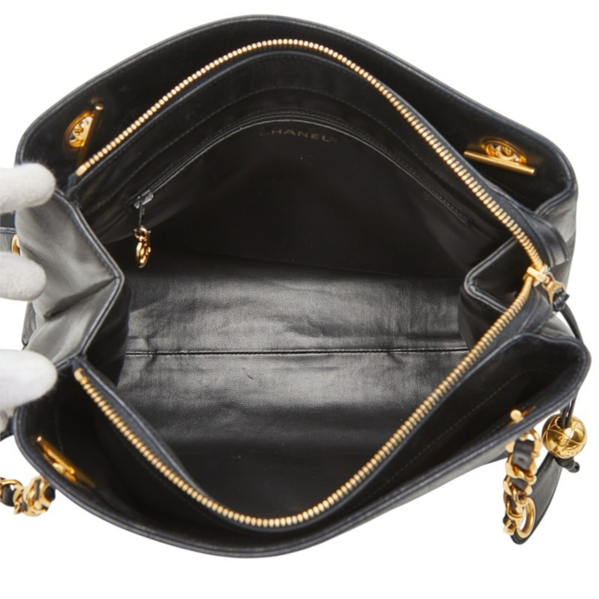 Chanel Black Leather Handbag Tote Bag (Pre-Owned)