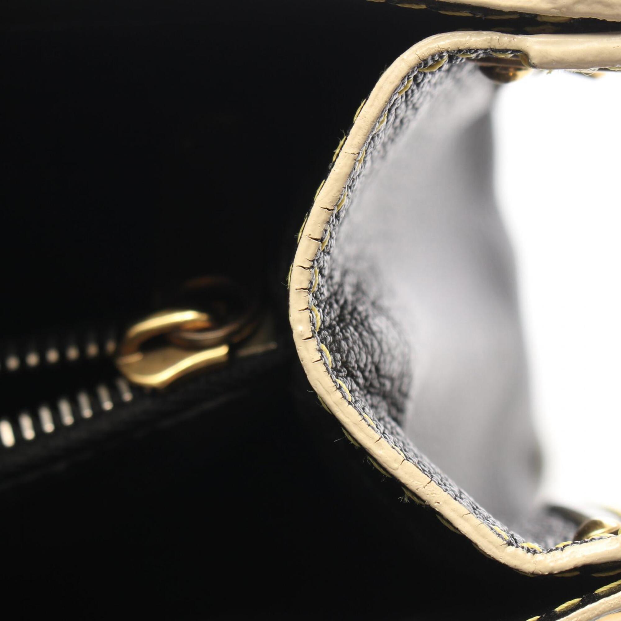 Louis Vuitton Black Leather Handbag (Pre-Owned)