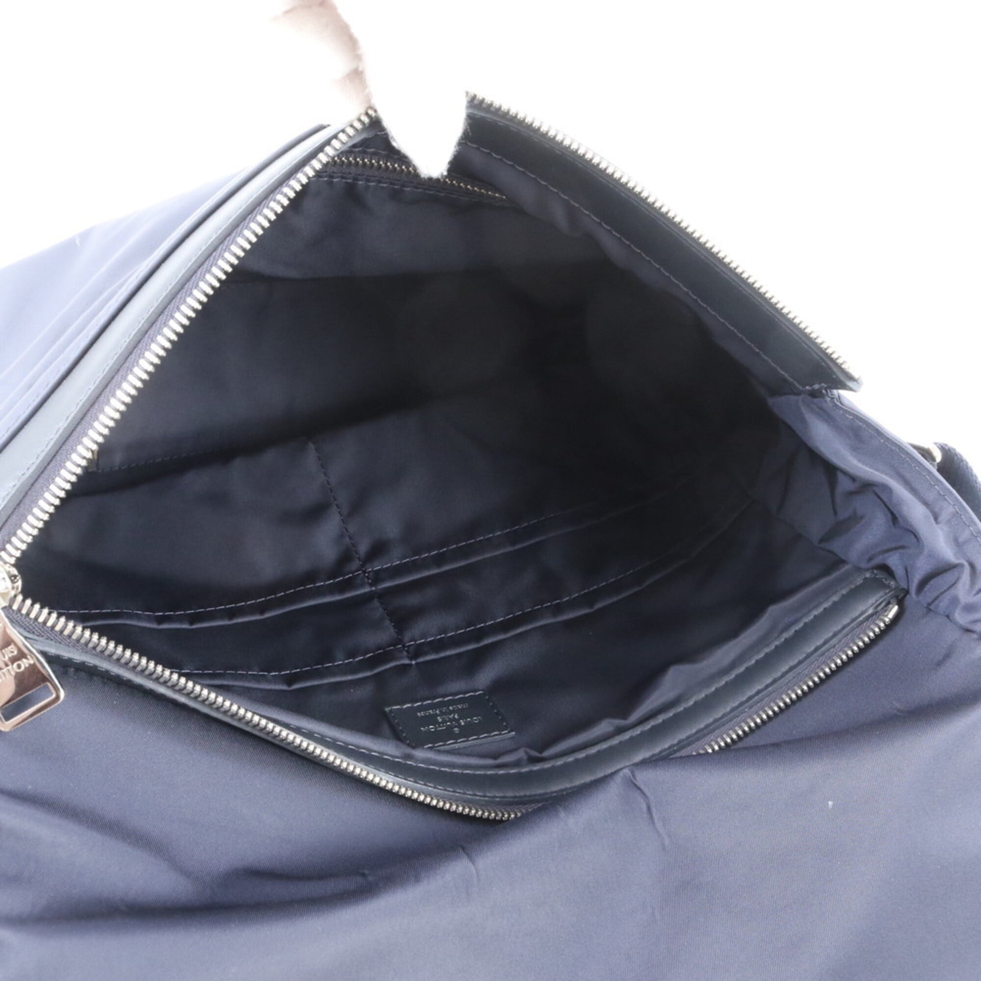 Louis Vuitton Navy Leather Shoulder Bag (Pre-Owned)