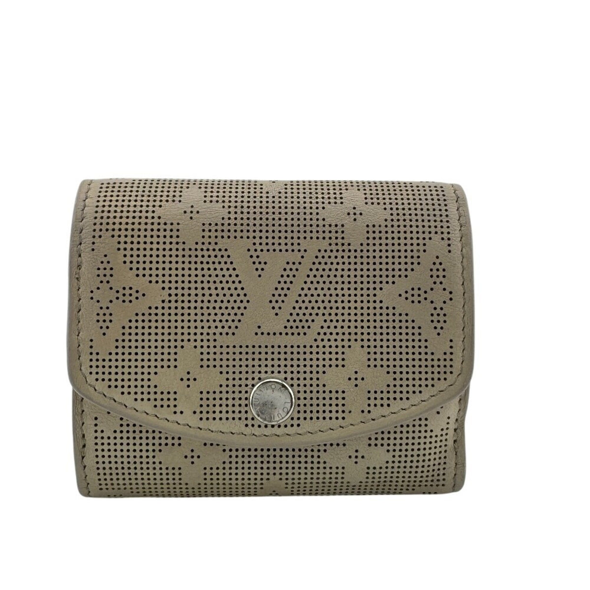 Louis Vuitton Beige Leather Wallet (Tri-Fold) (Pre-Owned)