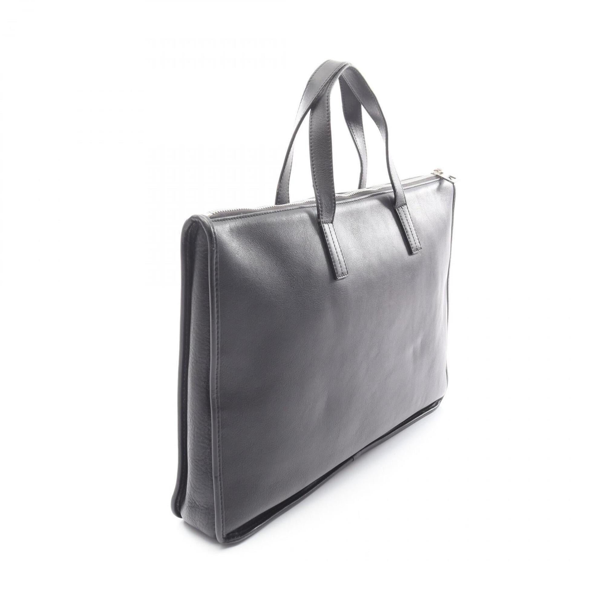 Loewe Black Leather Handbag (Pre-Owned)