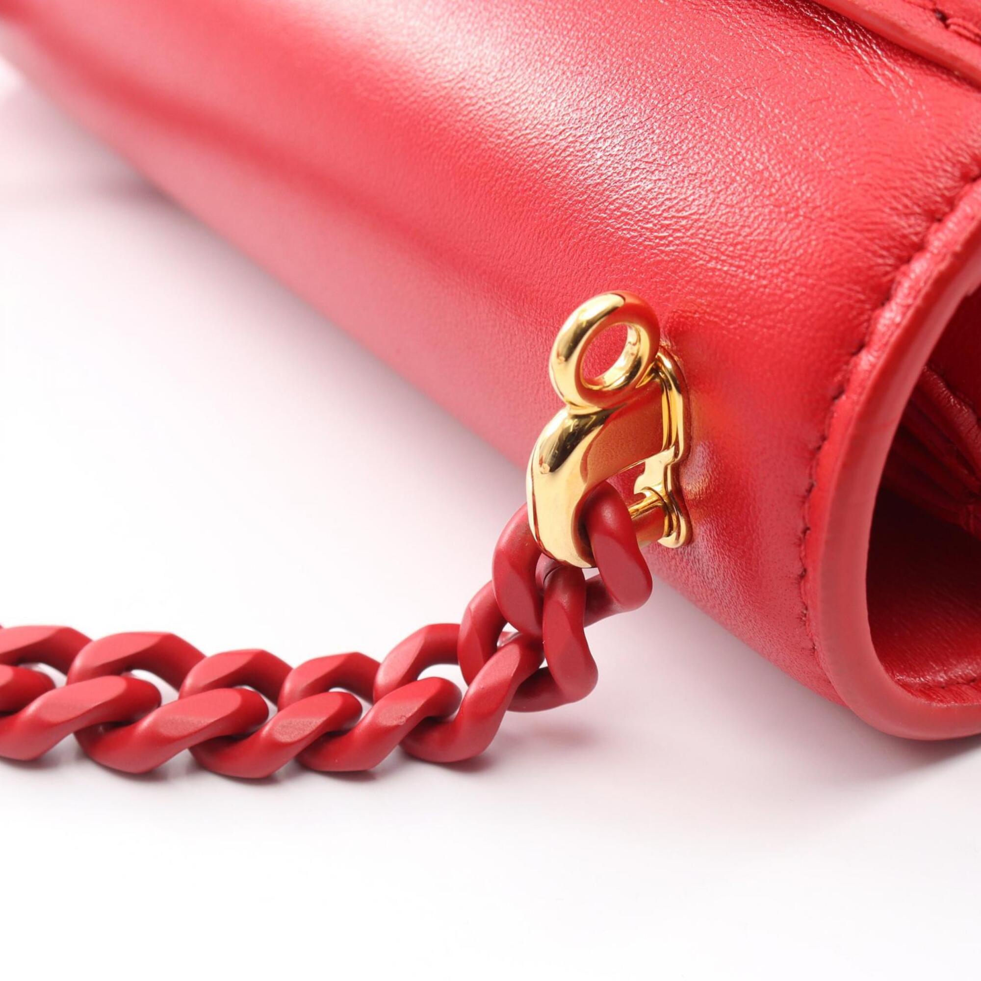 Bvlgari Red Color Leather Handbag (Pre-Owned)