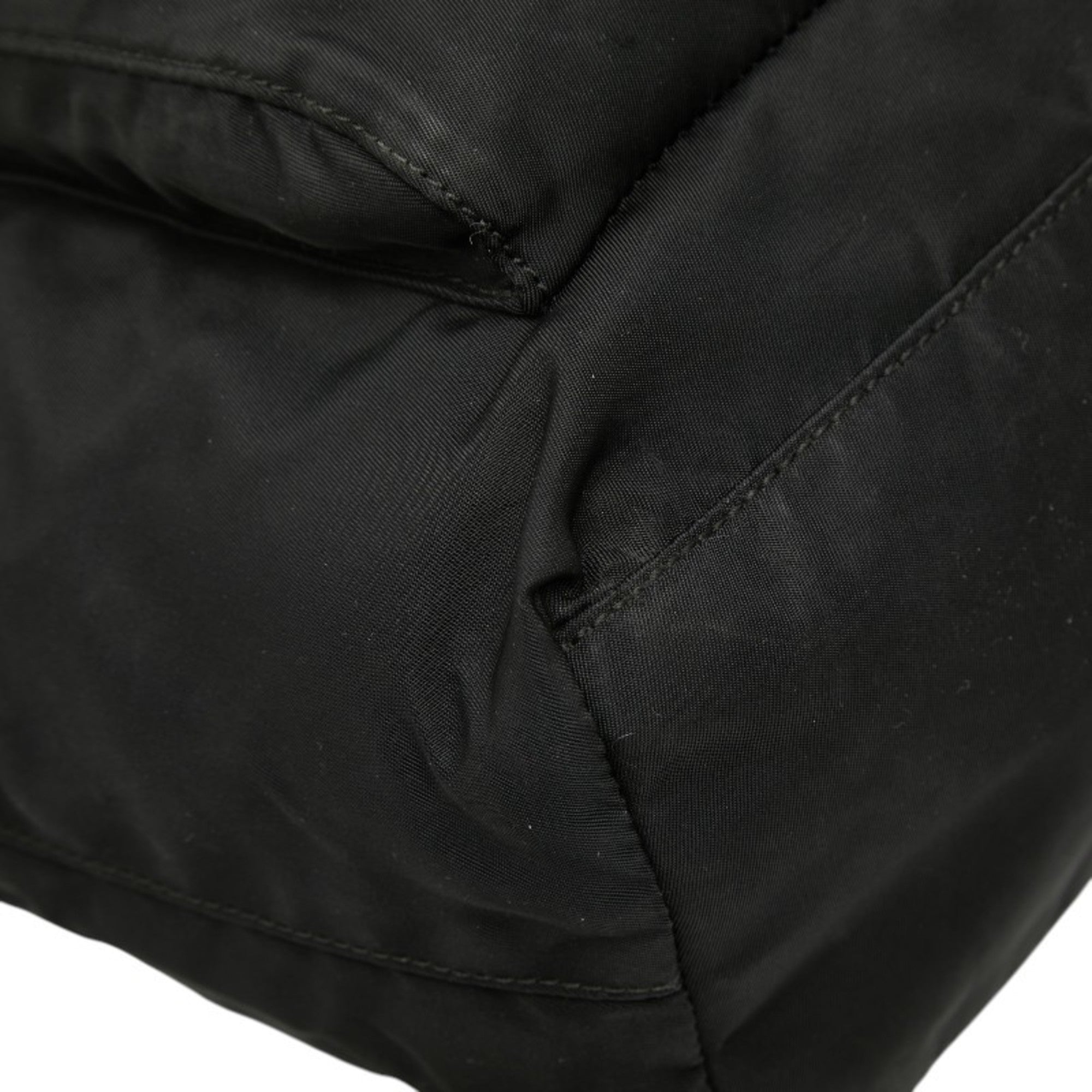 Prada Black Nylon Handbag (Pre-Owned)