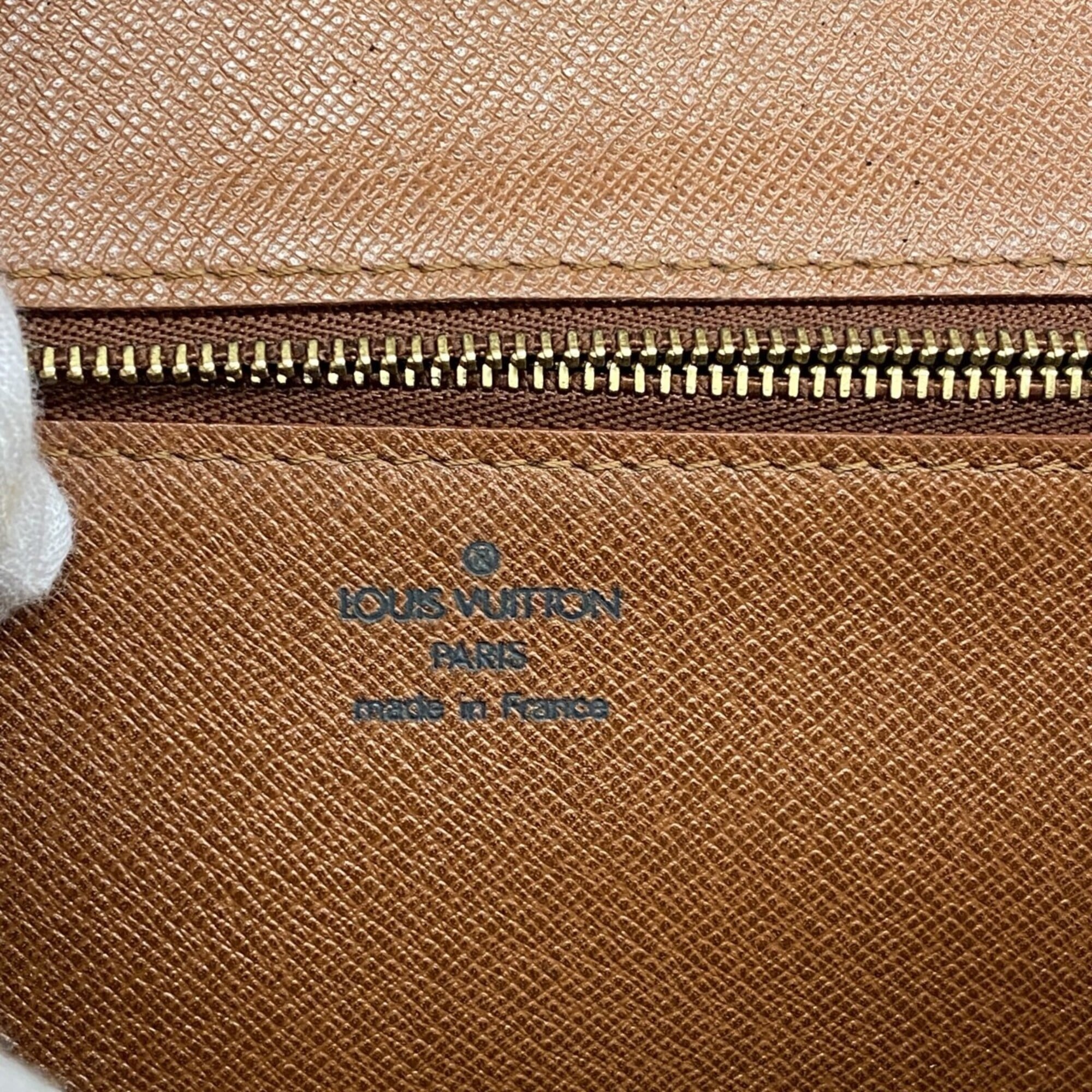 Louis Vuitton Brown Shoulder Bag (Pre-Owned)