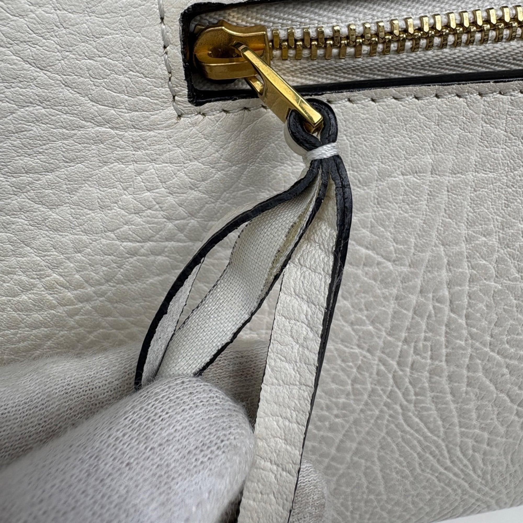 Celine Navy White Leather Handbag (Pre-Owned)