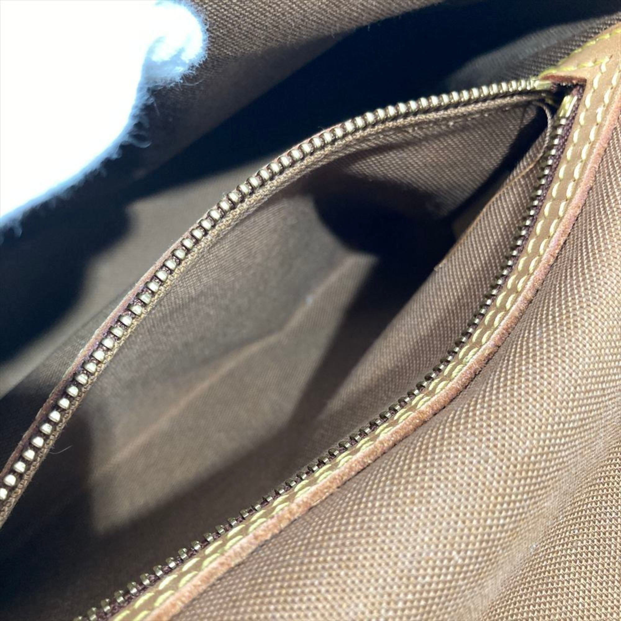 Louis Vuitton Brown Monogram Canvas Shoulder Bag (Pre-Owned)