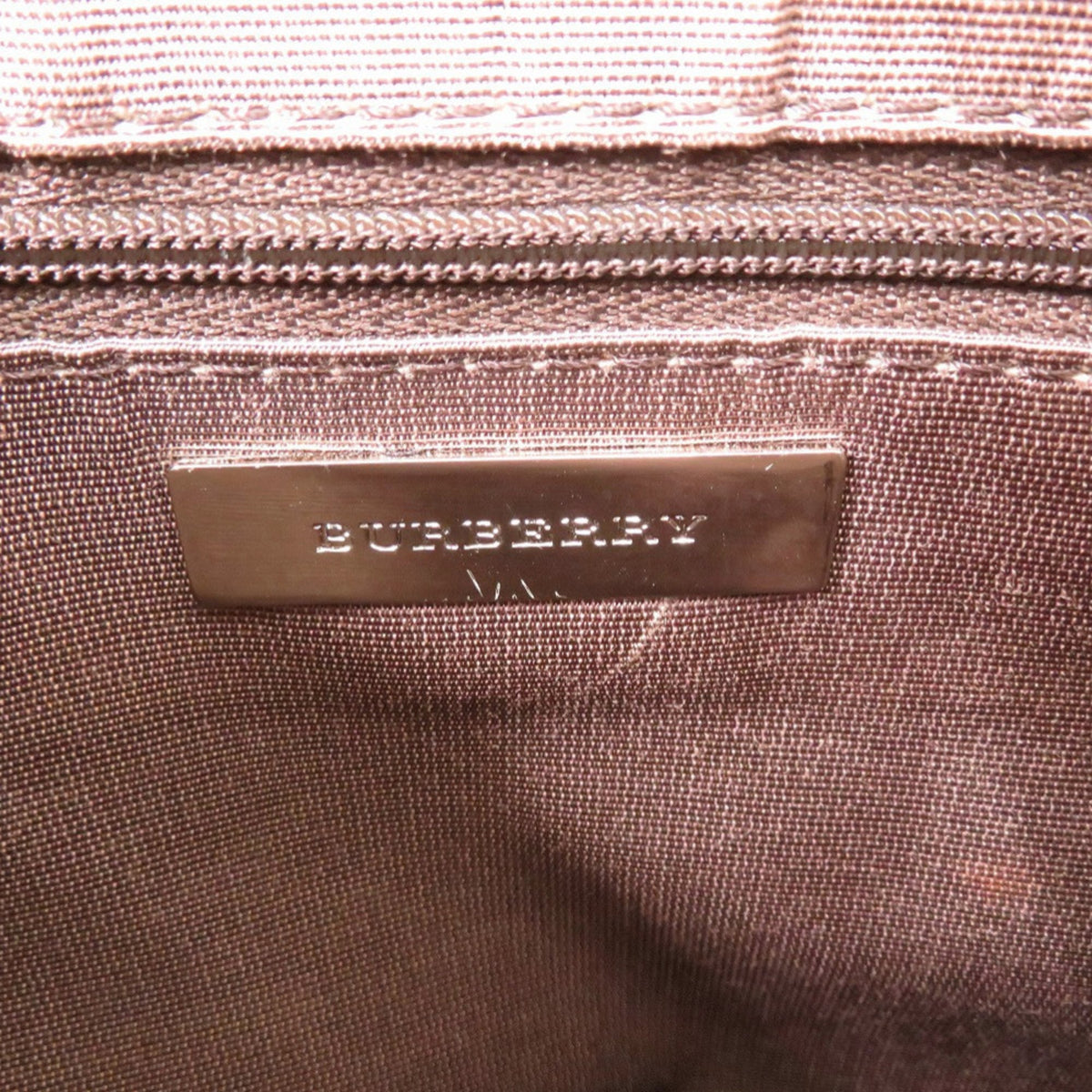 Burberry Beige Brown Leather Shoulder Bag (Pre-Owned)