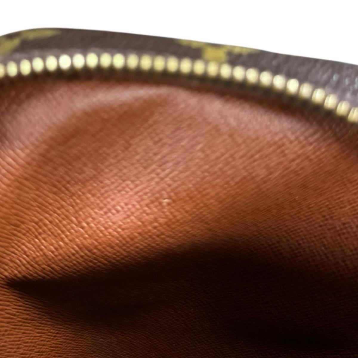Louis Vuitton Brown Monogram Canvas Shoulder Bag (Pre-Owned)