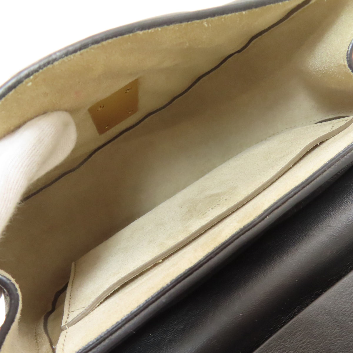 Chloé Black Leather Shoulder Bag (Pre-Owned)