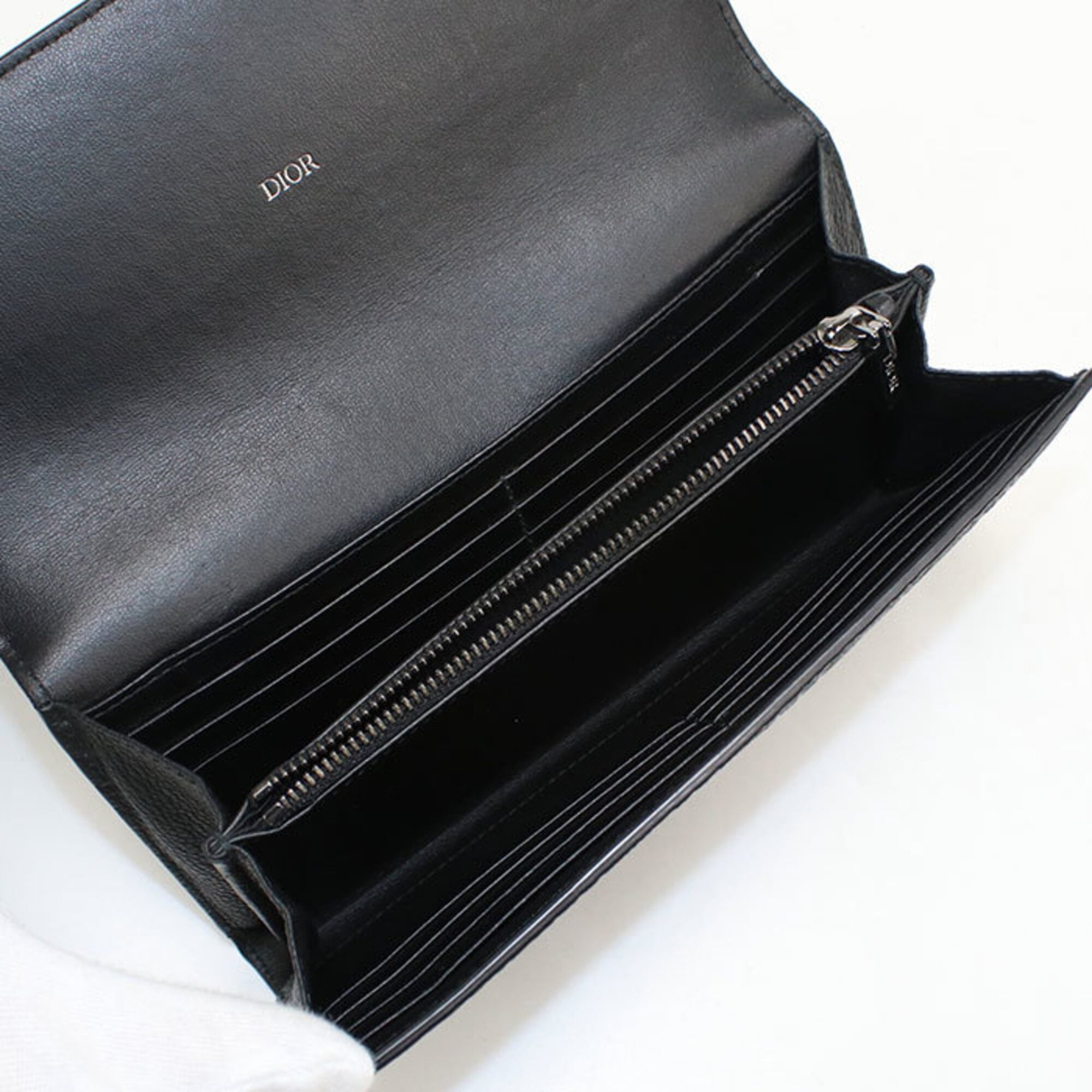 Christian Dior Black Leather Long Wallet (Bi-Fold) (Pre-Owned)