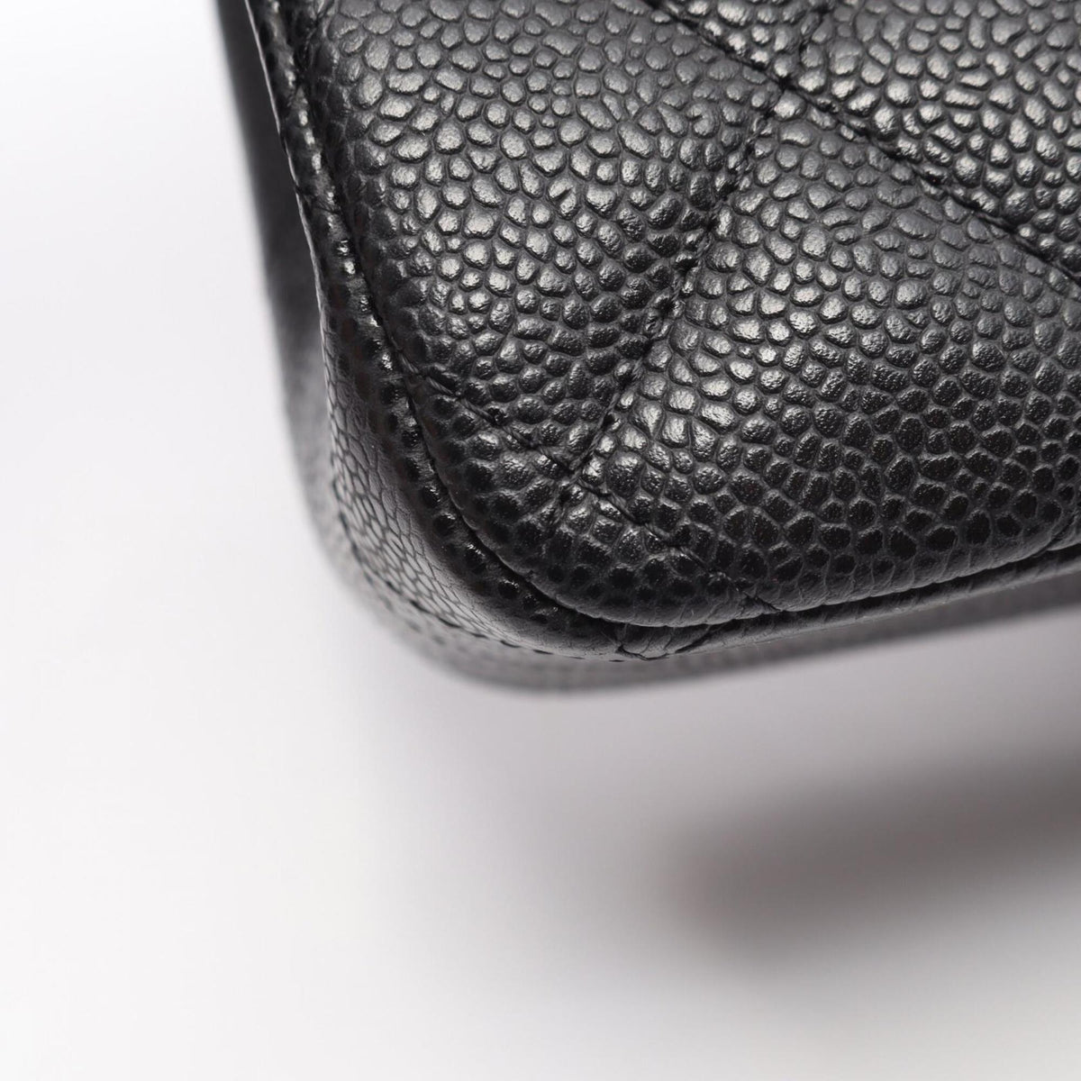 Chanel Black Grained Calfskin Leather Handbag Shoulder Bag (Pre-Owned)
