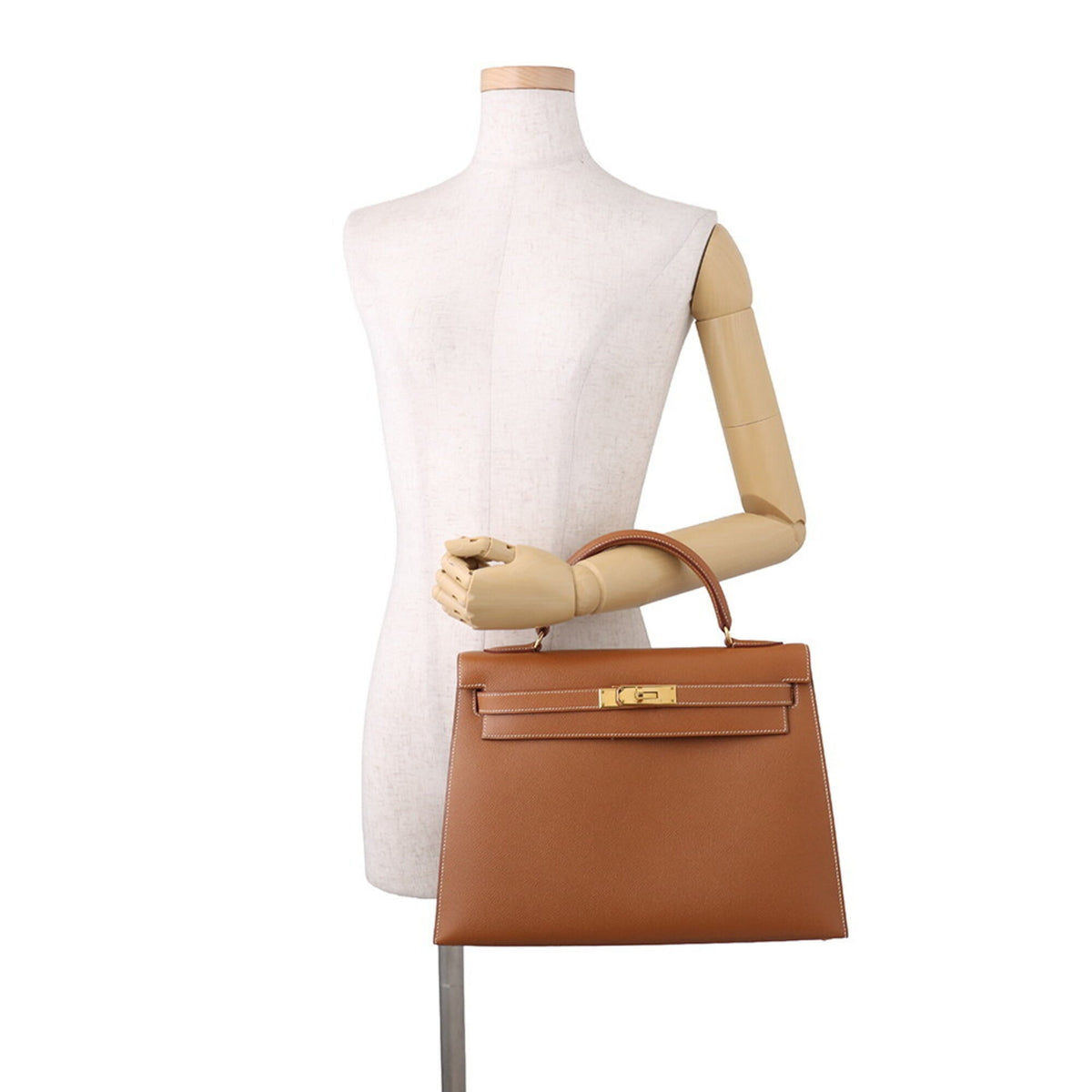 Hermes Gold Courchevel Leather Handbag (Pre-Owned)