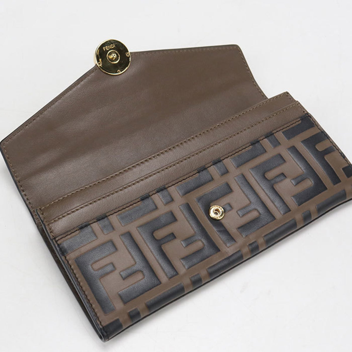 Fendi Brown Leather Long Wallet (Bi-Fold) (Pre-Owned)