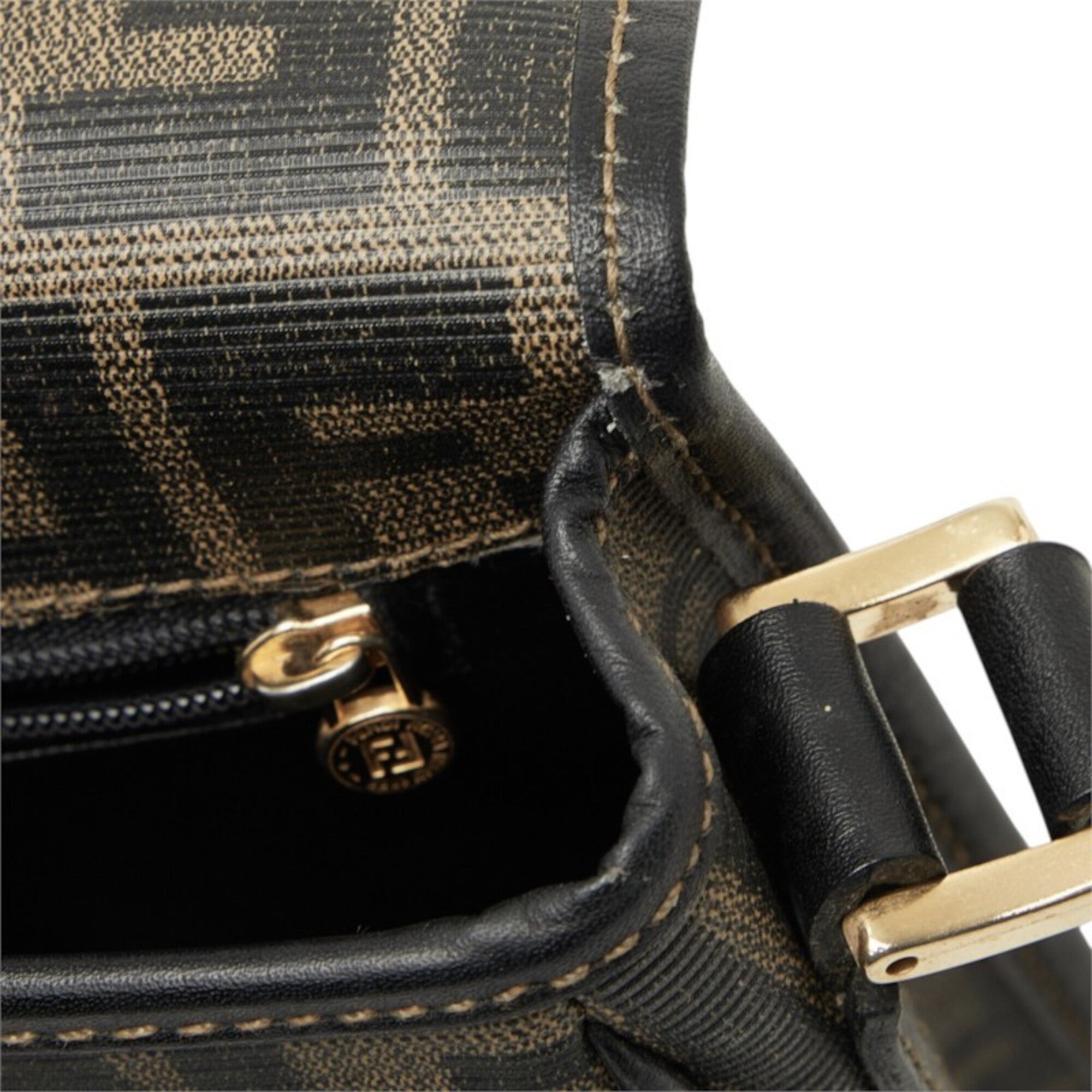 Fendi Brown Leather Shoulder Bag (Pre-Owned)
