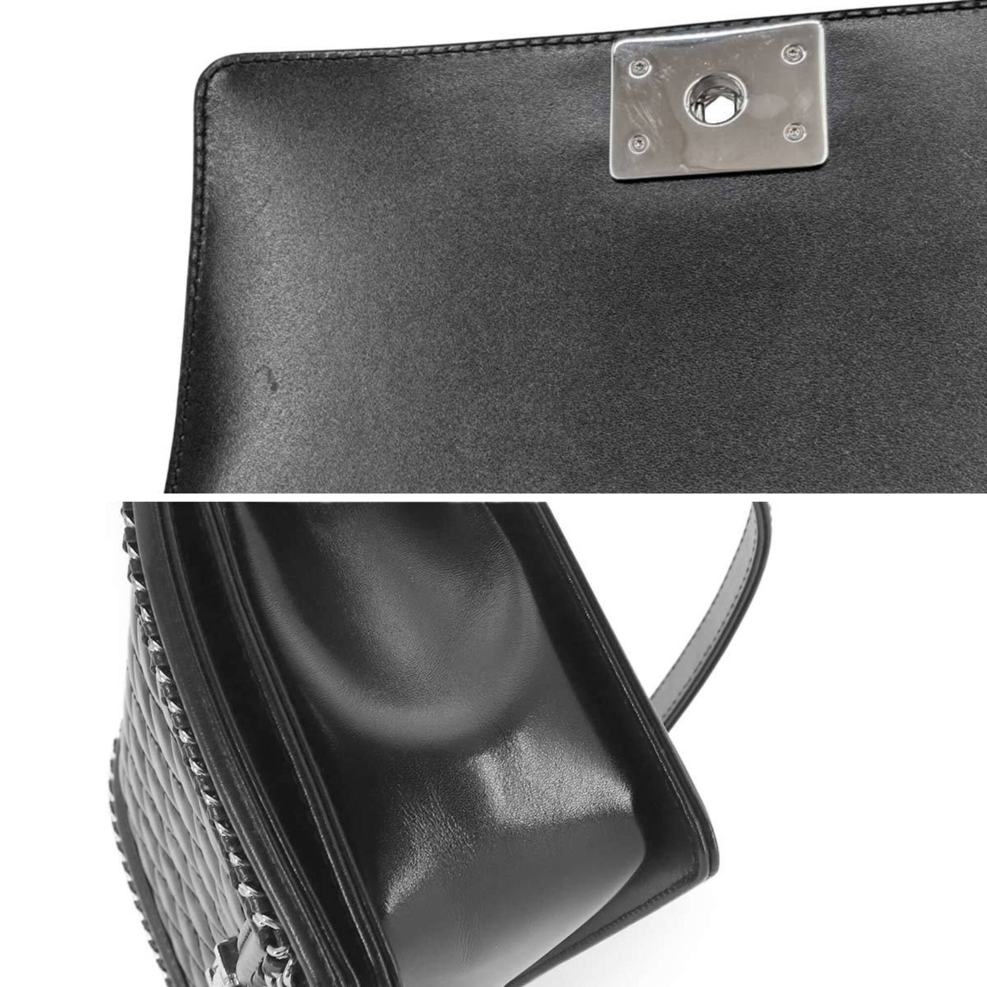 Chanel Black Leather Handbag Shoulder Bag (Pre-Owned)