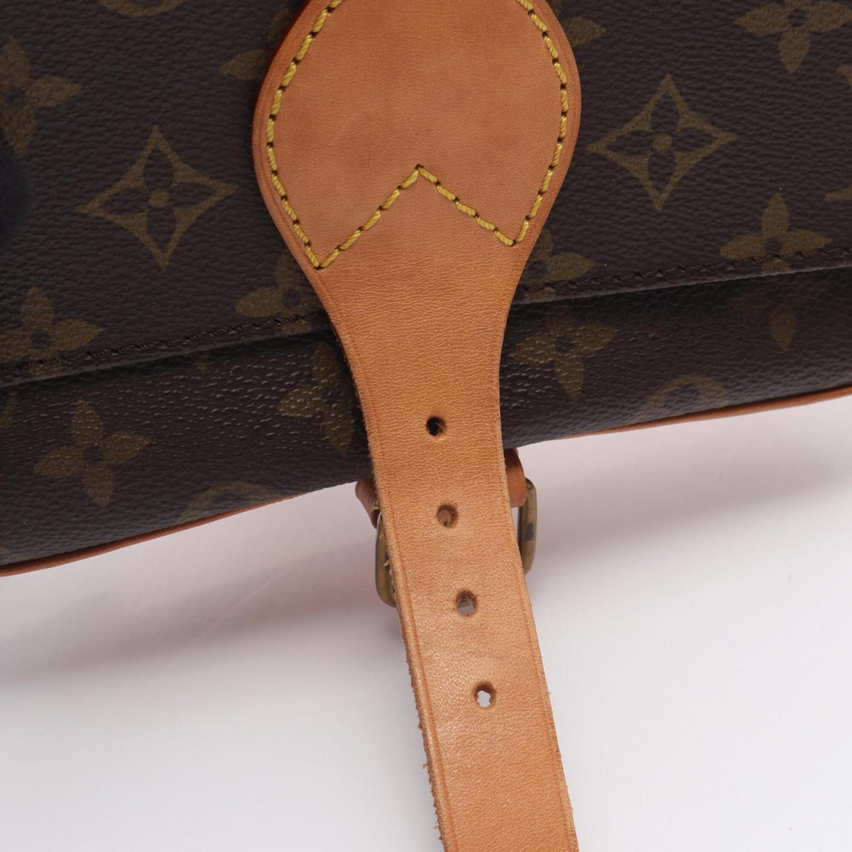 Louis Vuitton Monogram Brown Coated Canvas Leather Handbag Shoulder Bag (Pre-Owned)