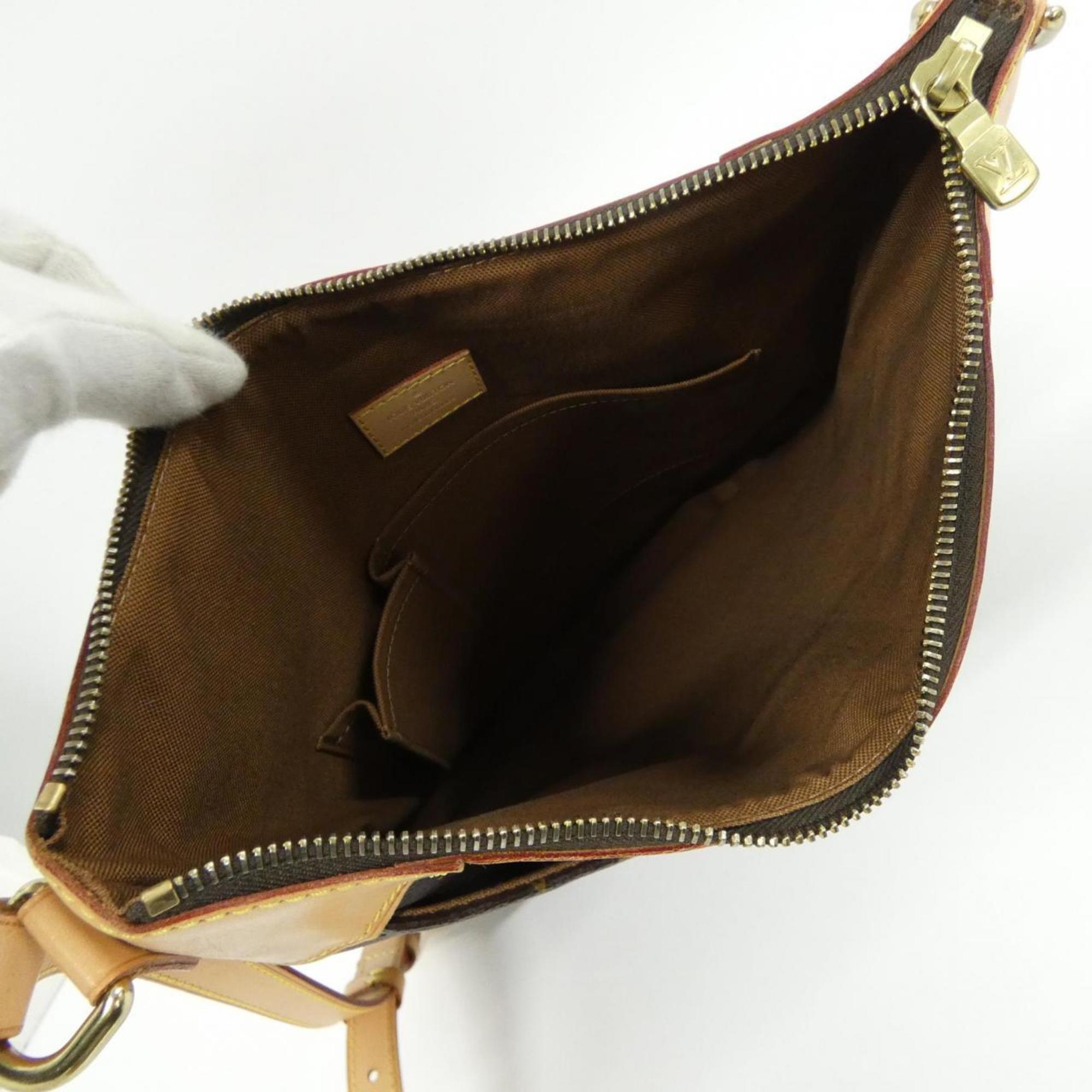 Louis Vuitton Marron Coated Canvas Shoulder Bag (Pre-Owned)