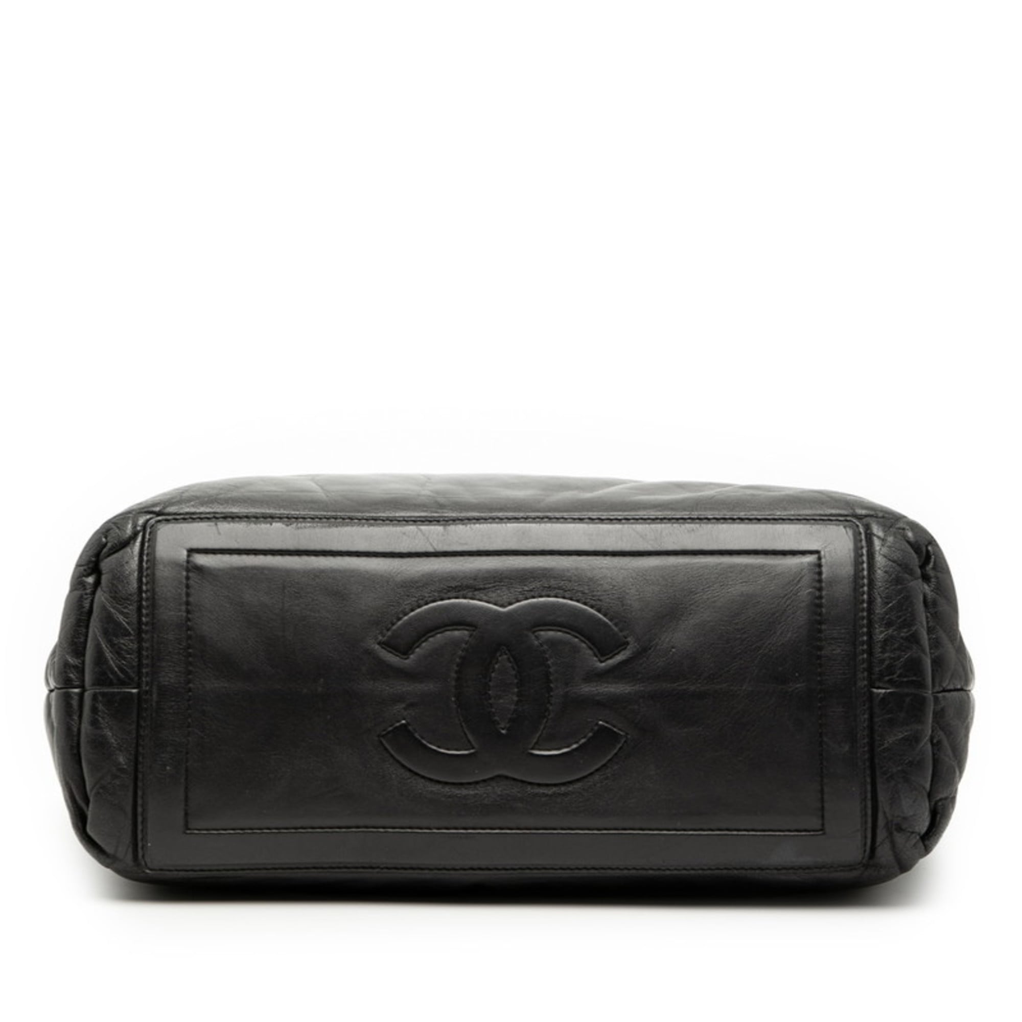 Chanel Black Leather Tote Bag (Pre-Owned)