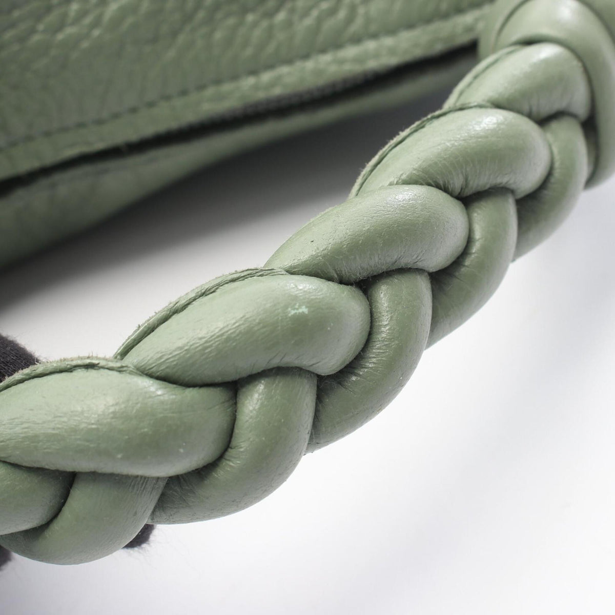 Bottega Veneta Green Leather Handbag Shoulder Bag (Pre-Owned)