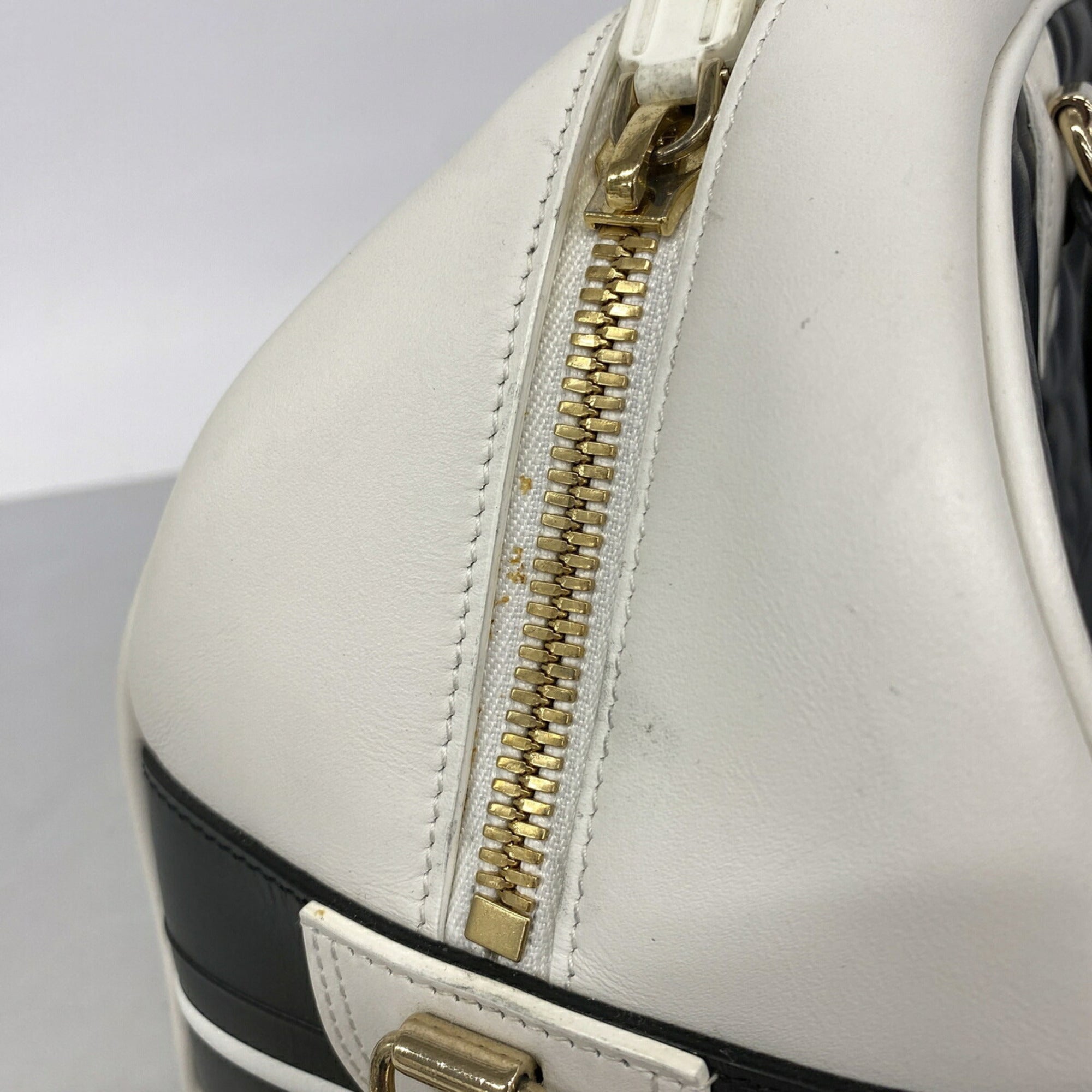 Christian Dior Black White Leather Handbag (Pre-Owned)