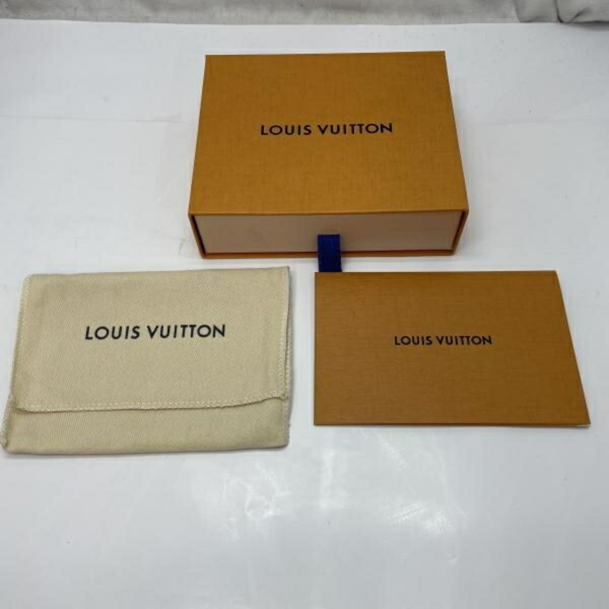 Louis Vuitton Black Monogram (Pre-Owned)