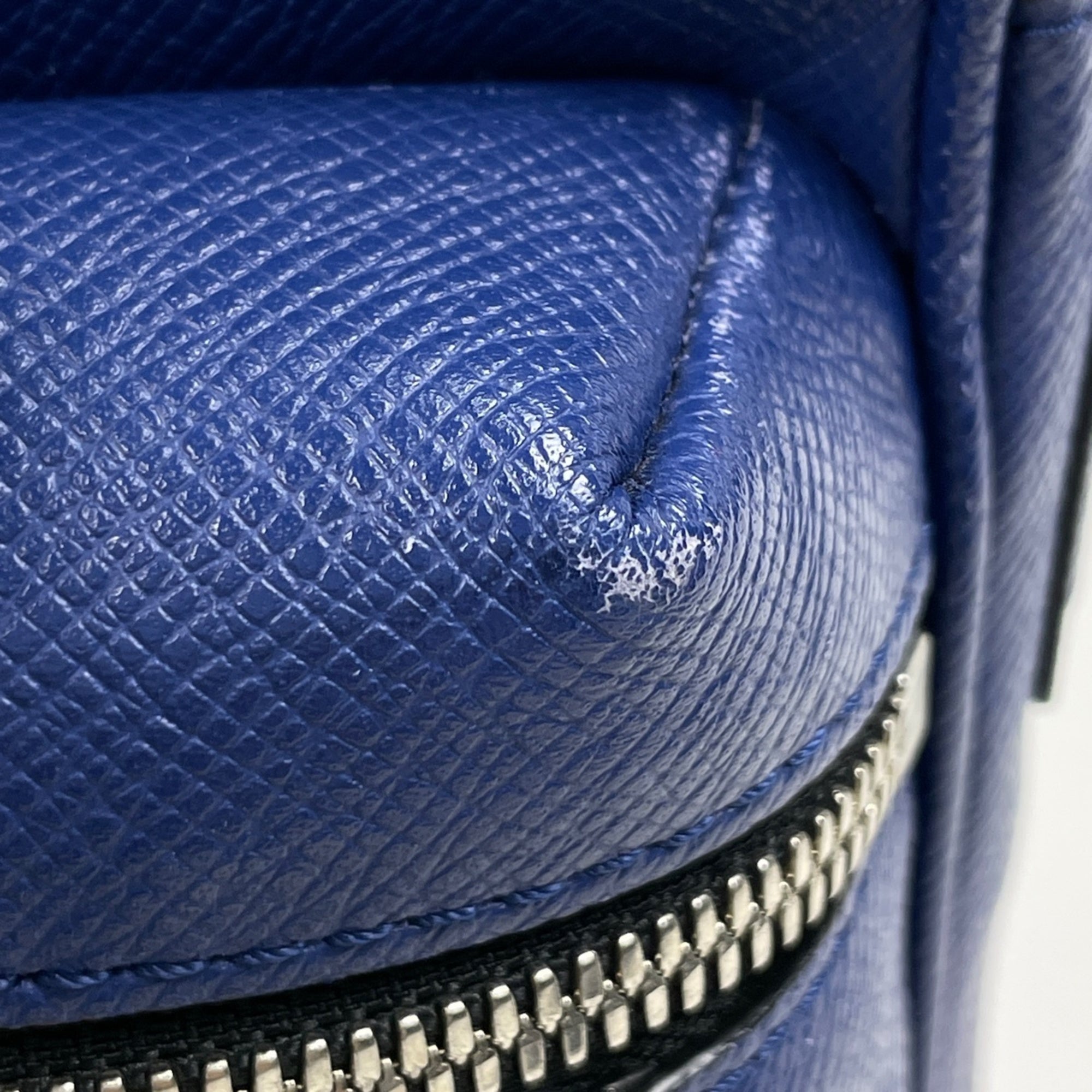 Louis Vuitton Cobalt Taigarama Shoulder Bag (Pre-Owned)