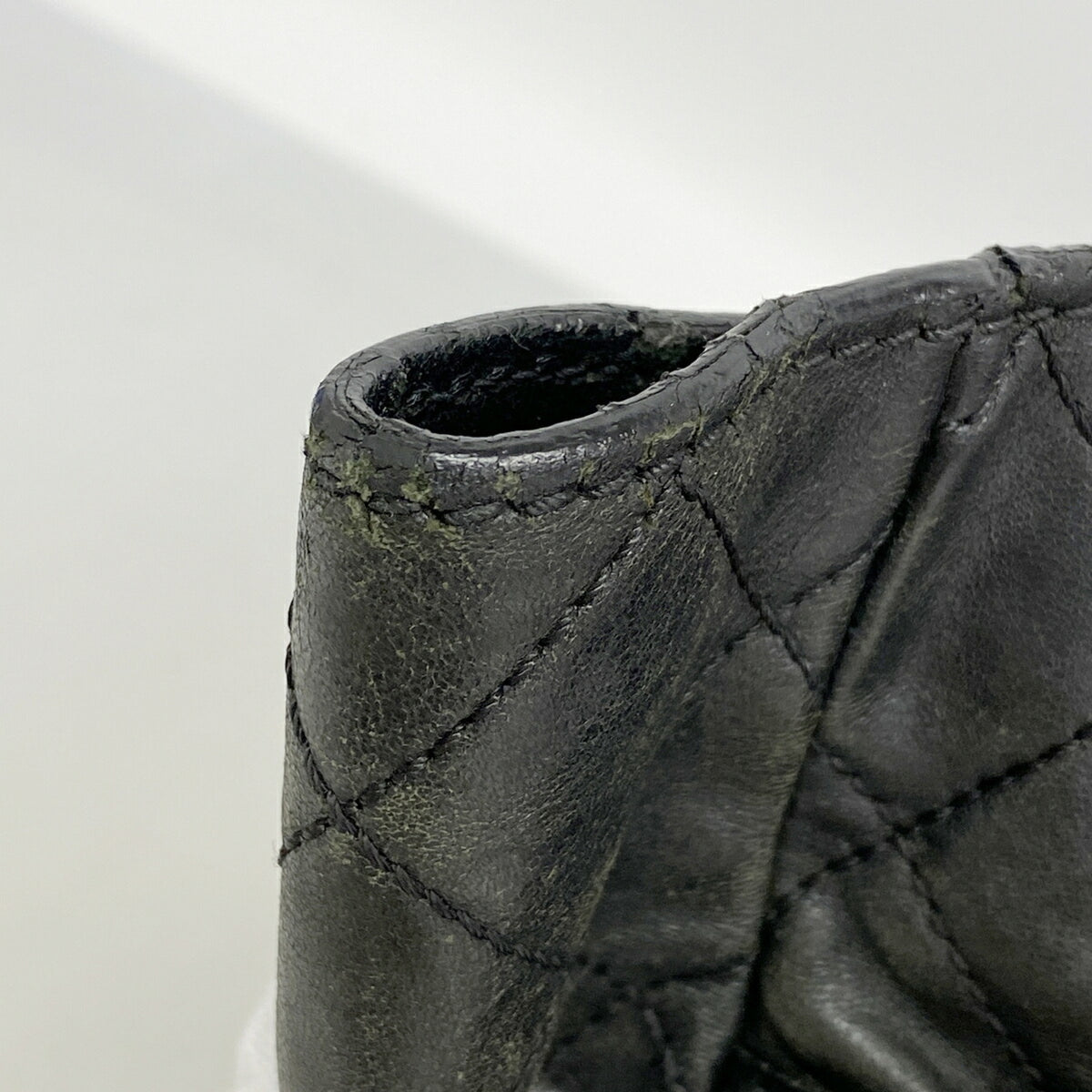 Chanel Black Leather Tote Bag (Pre-Owned)