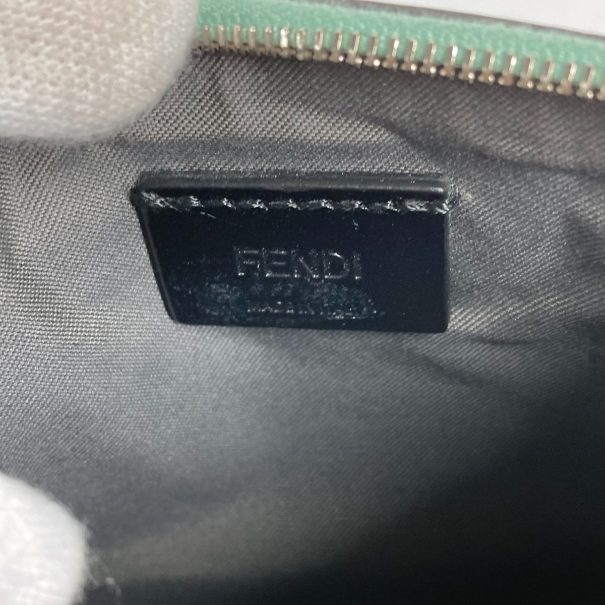 Fendi Green Leather Pouch (Pre-Owned)