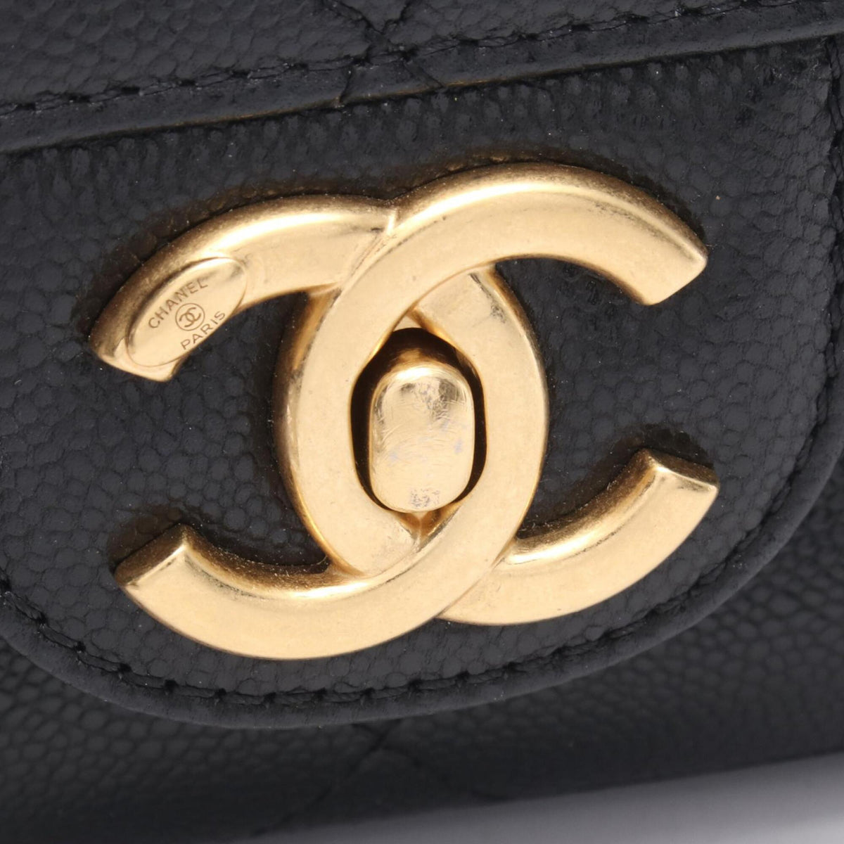 Chanel Black Grained Calfskin Handbag Shoulder Bag (Pre-Owned)