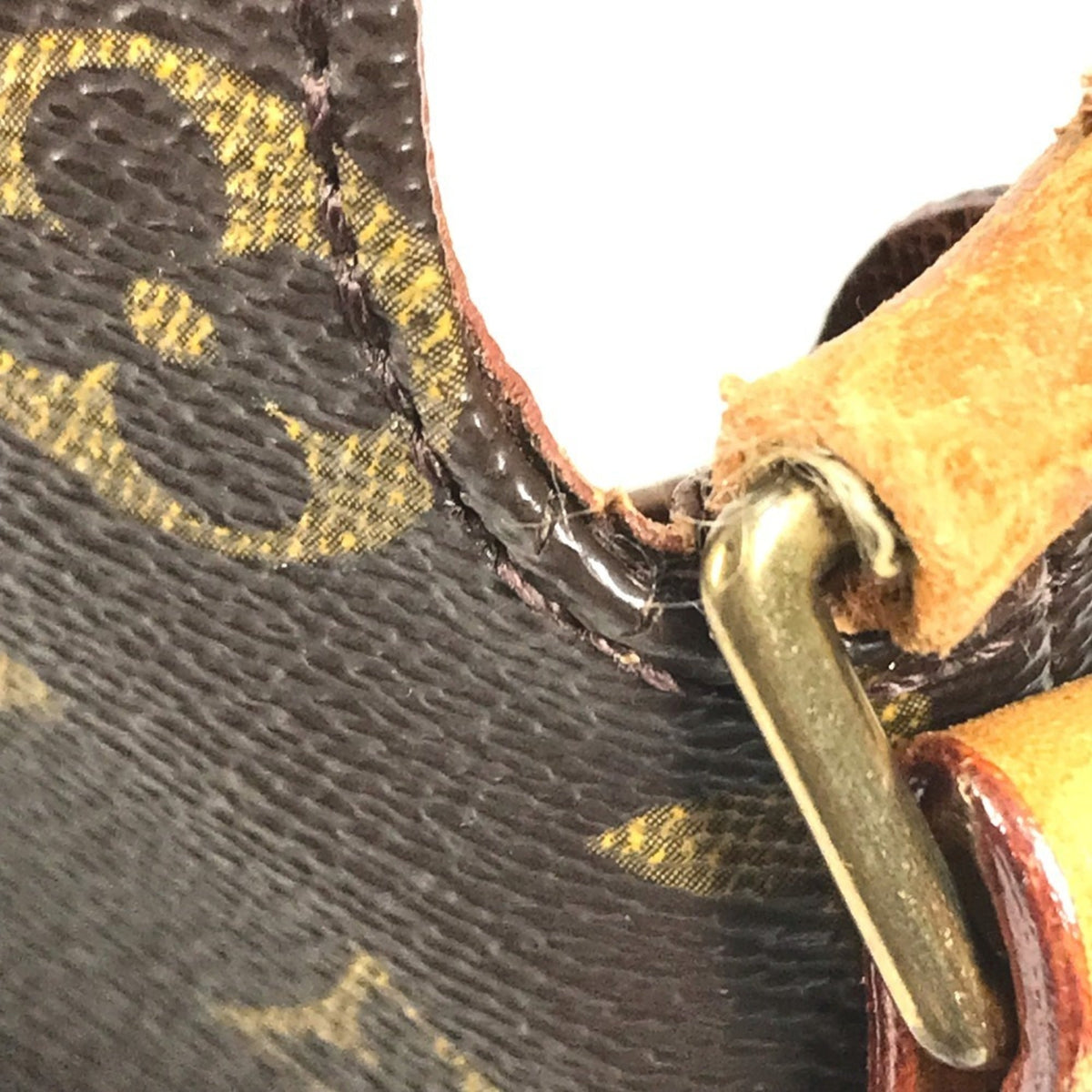 Louis Vuitton Brown Galle Monogram Pochette Shoulder Bag (Pre-Owned)