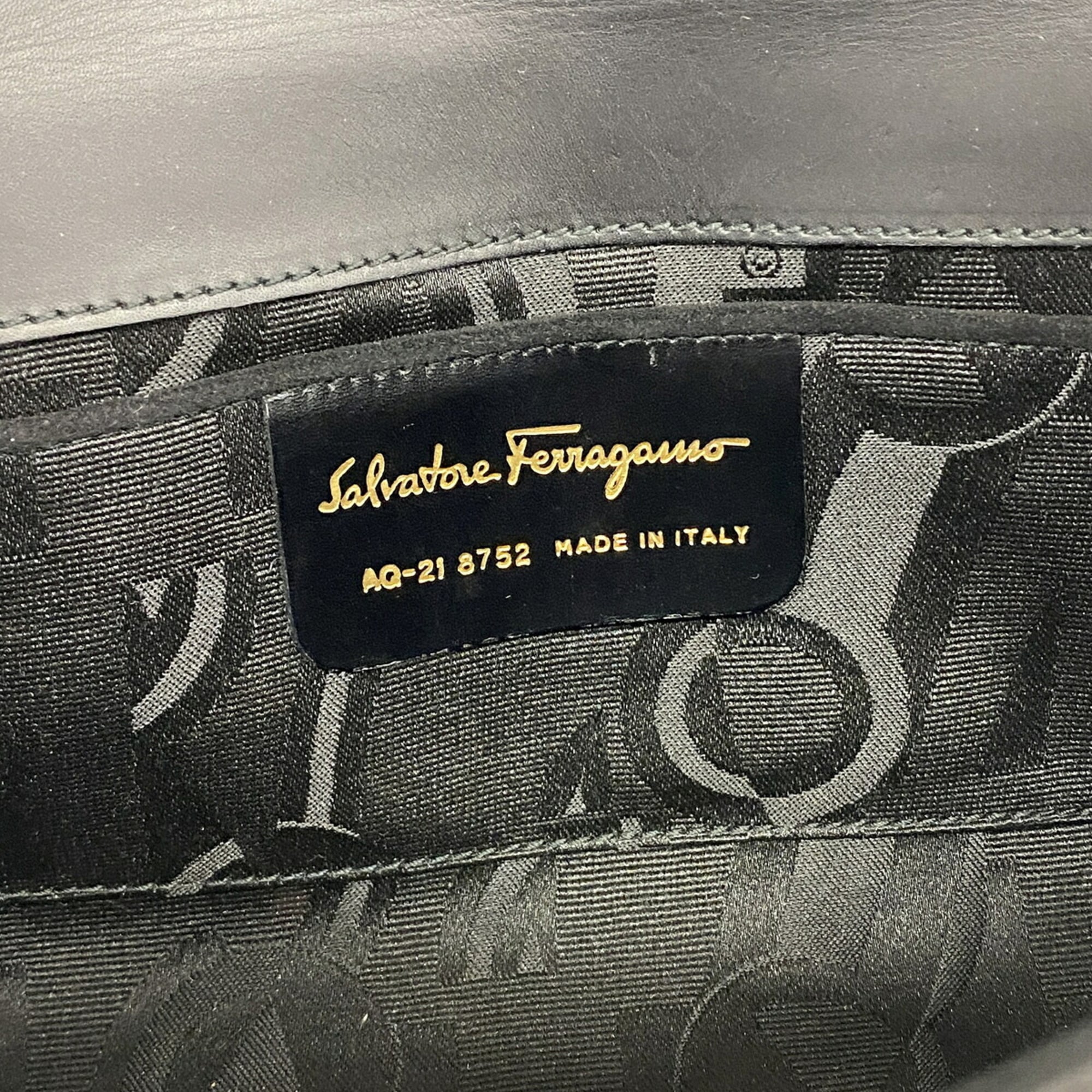 Salvatore Ferragamo Black Suede Shoulder Bag (Pre-Owned)