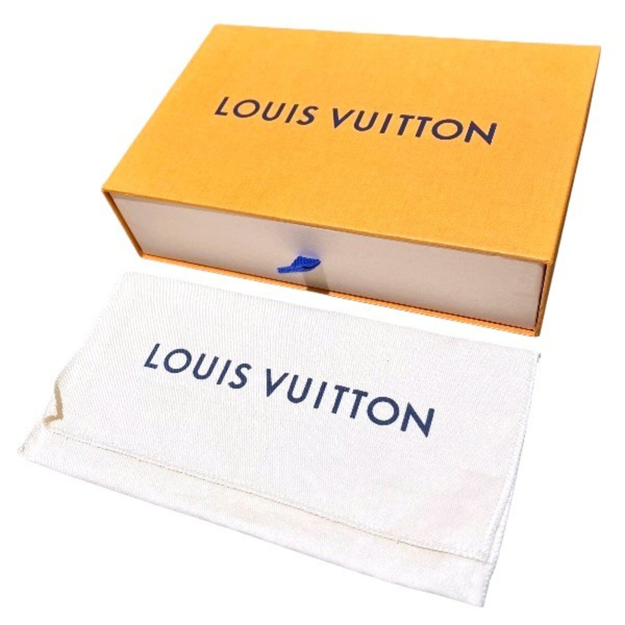 Louis Vuitton Monogram Vernis Pomme D'amour Red Color Leather Long Wallet (Bi-Fold) (Pre-Owned)