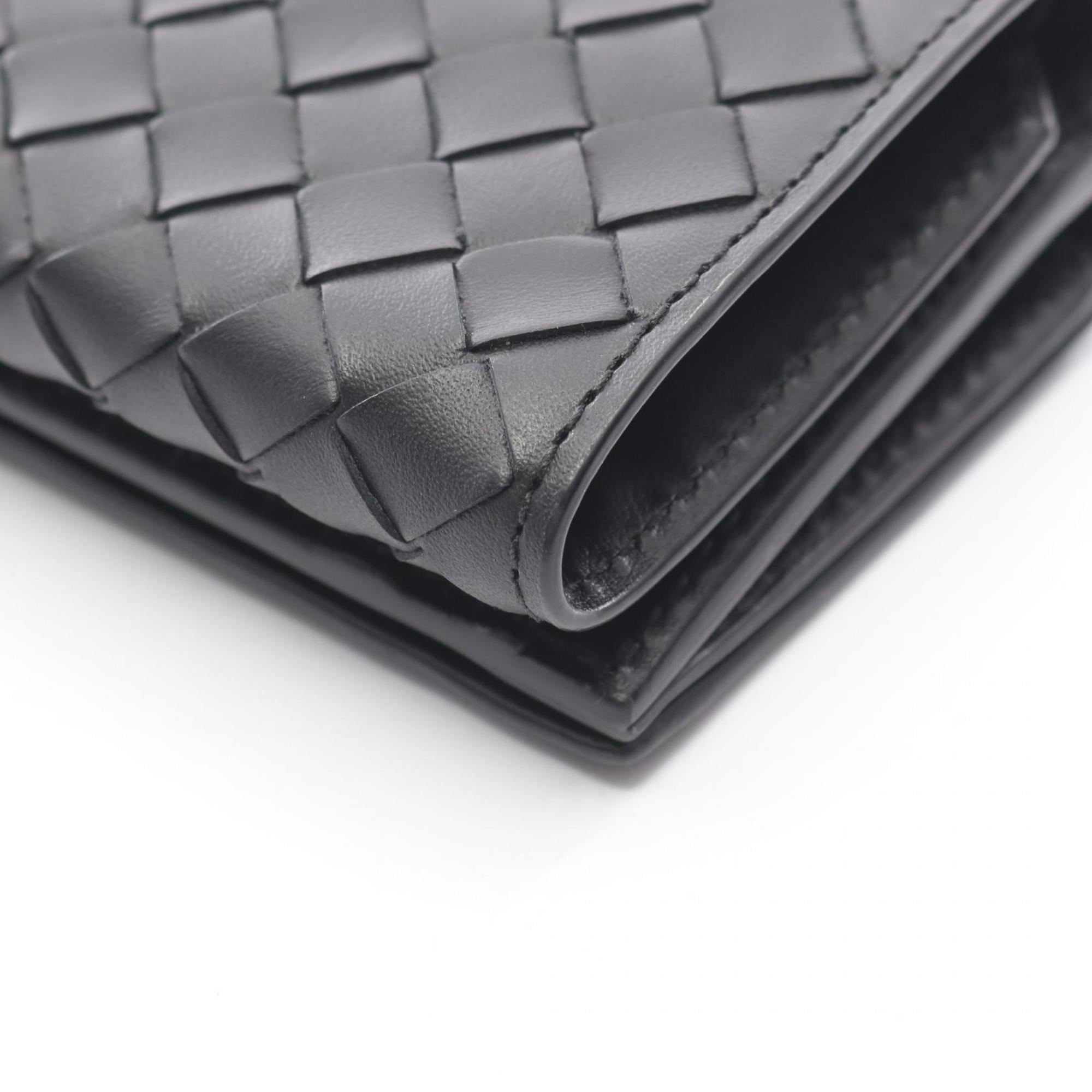Bottega Veneta Black Intrecciato Wallet (Tri-Fold) (Pre-Owned)