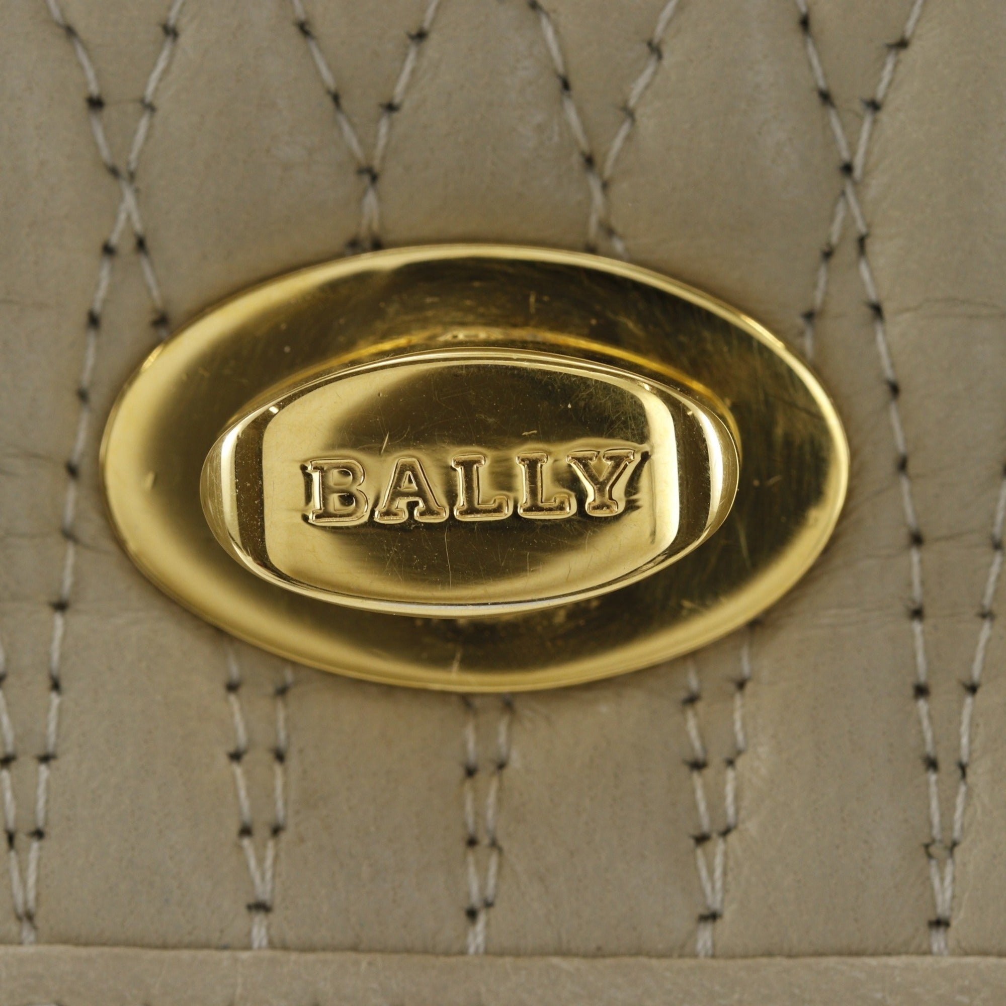 Bally Beige Leather Handbag (Pre-Owned)