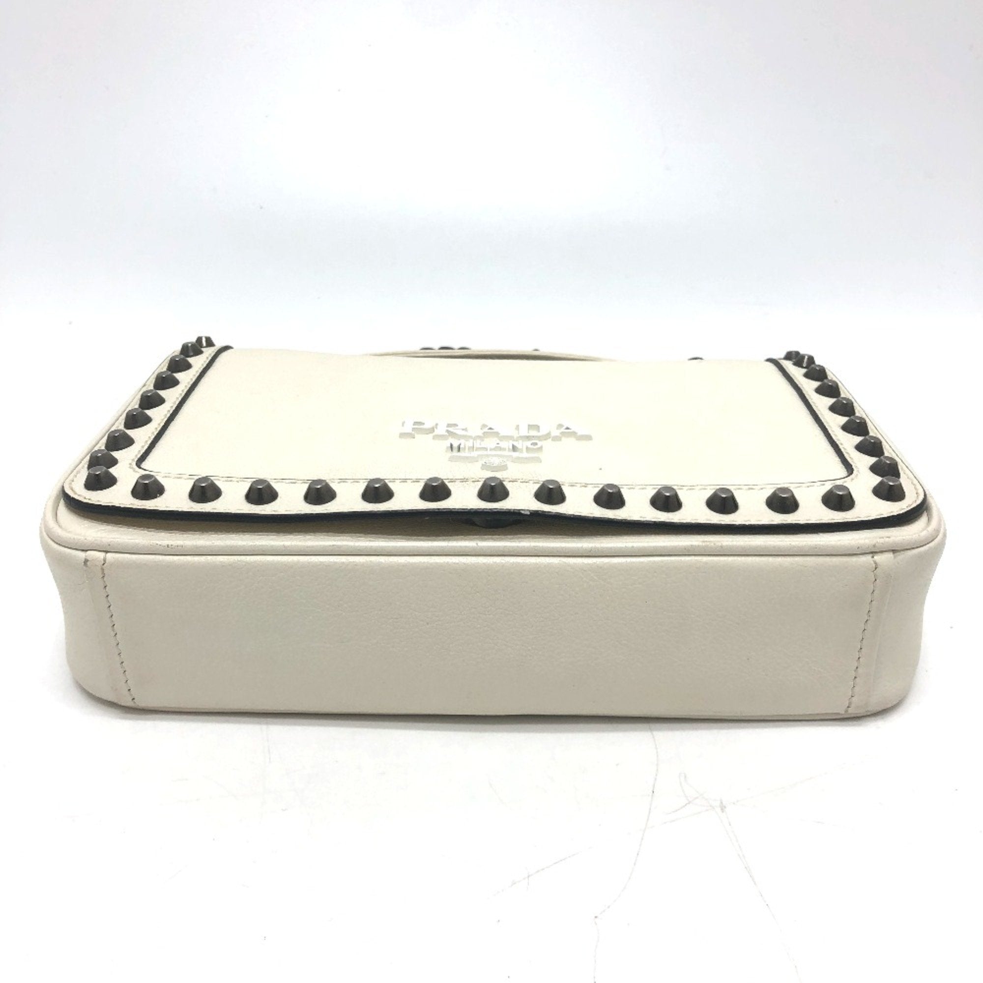 Prada White Leather Shoulder Bag (Pre-Owned)