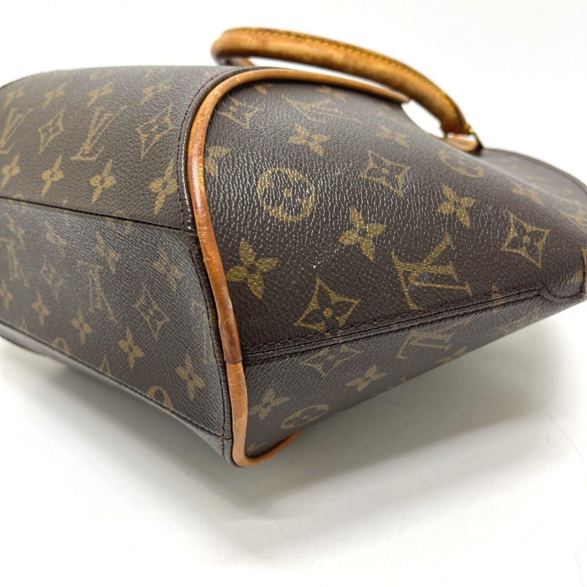 Louis Vuitton Brown Monogram Canvas Handbag (Pre-Owned)