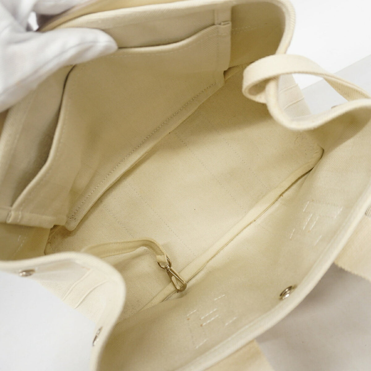 Hermes Ivory Toile Chevron Tote Bag (Pre-Owned)