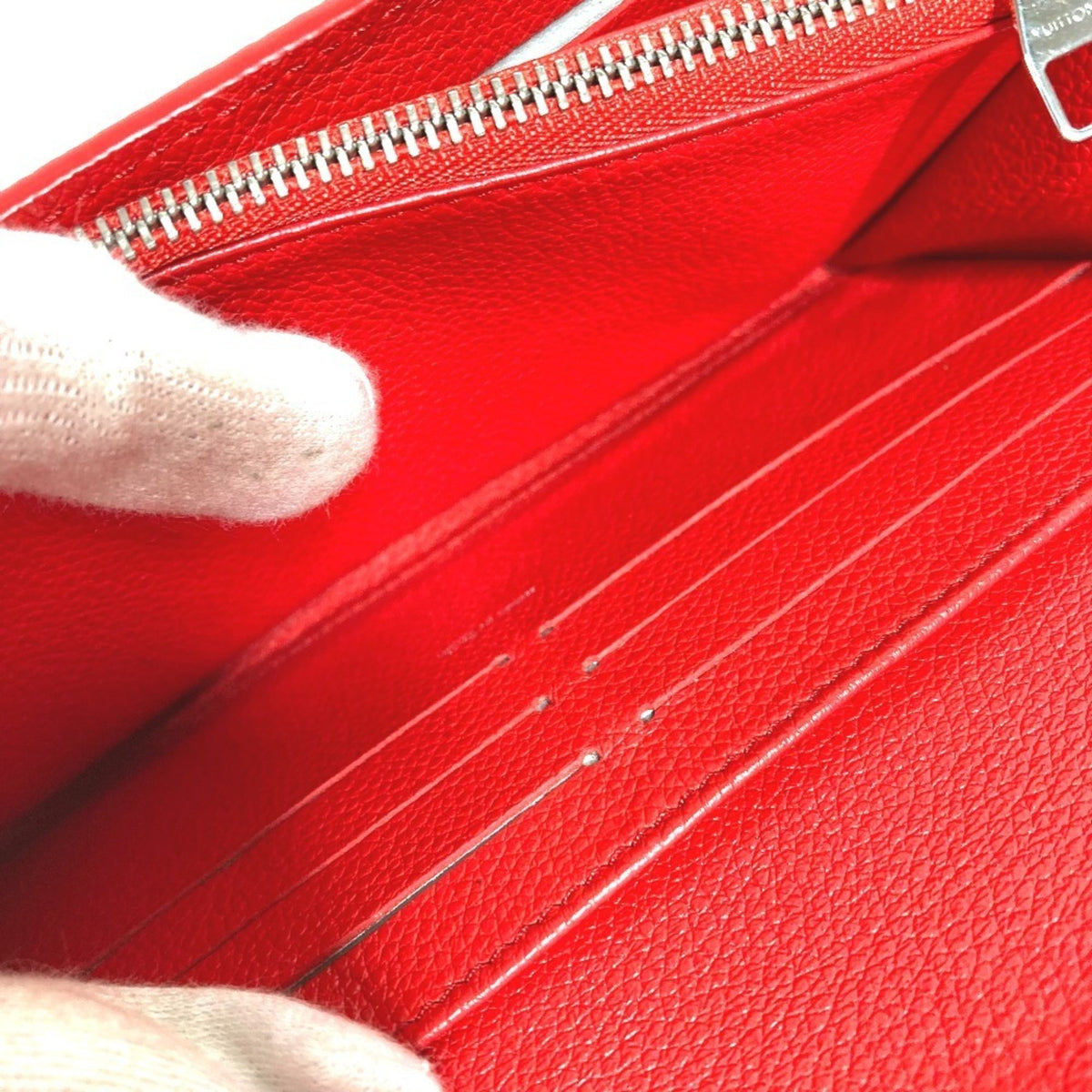 Louis Vuitton Red Color White Leather Long Wallet (Bi-Fold) (Pre-Owned)