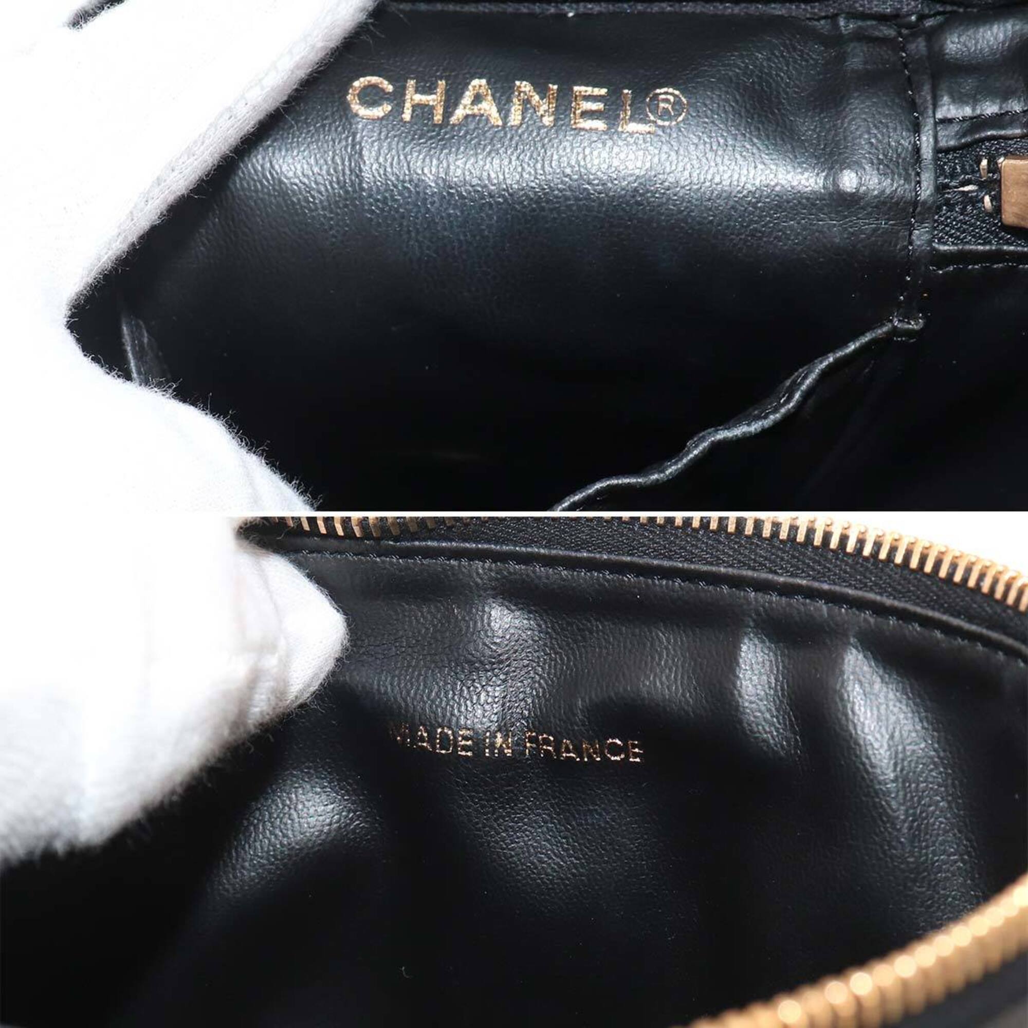Chanel Black Grained Calfskin Handbag Vanity Bag (Pre-Owned)