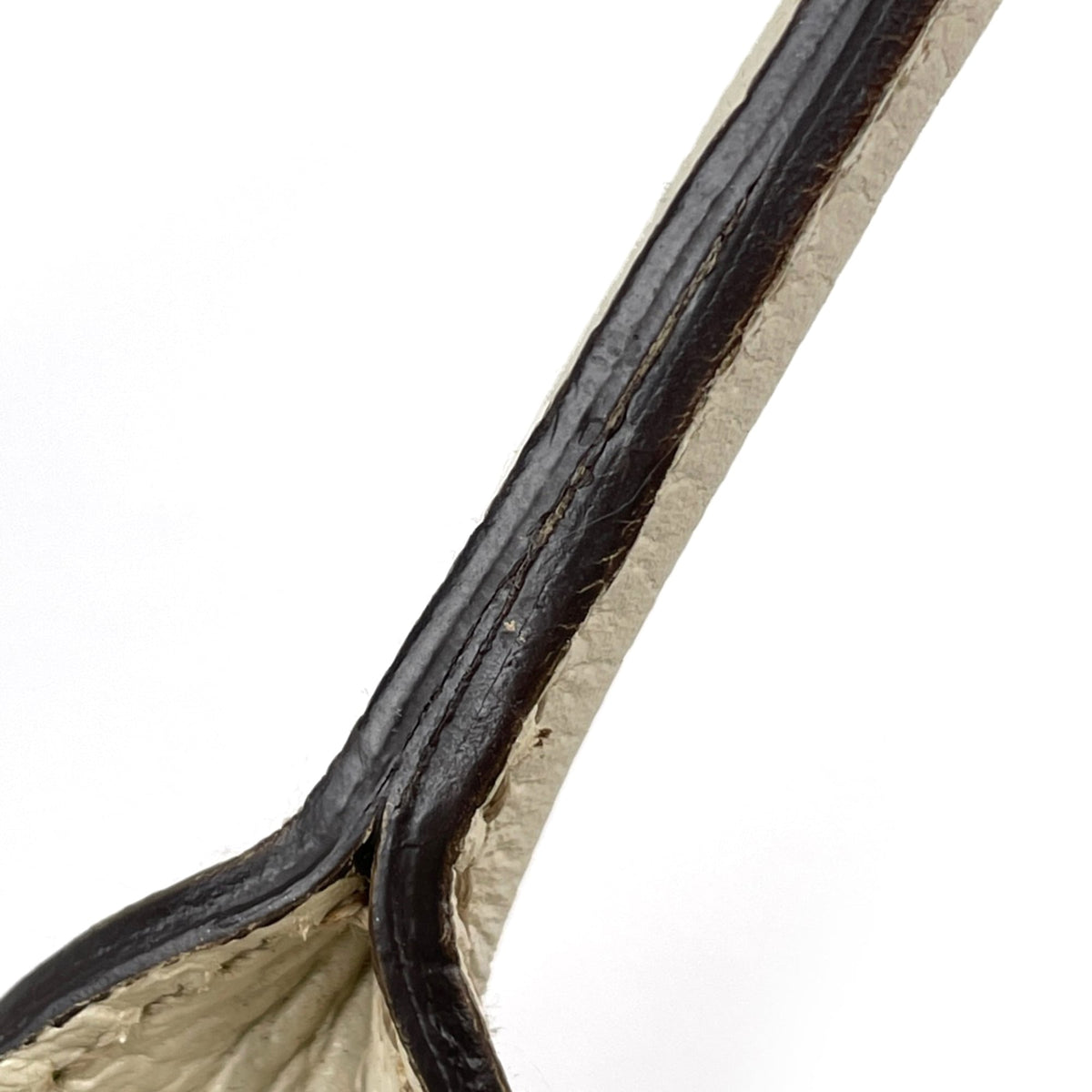 Gucci Beige White Gg Canvas Leather Shoulder Bag (Pre-Owned)