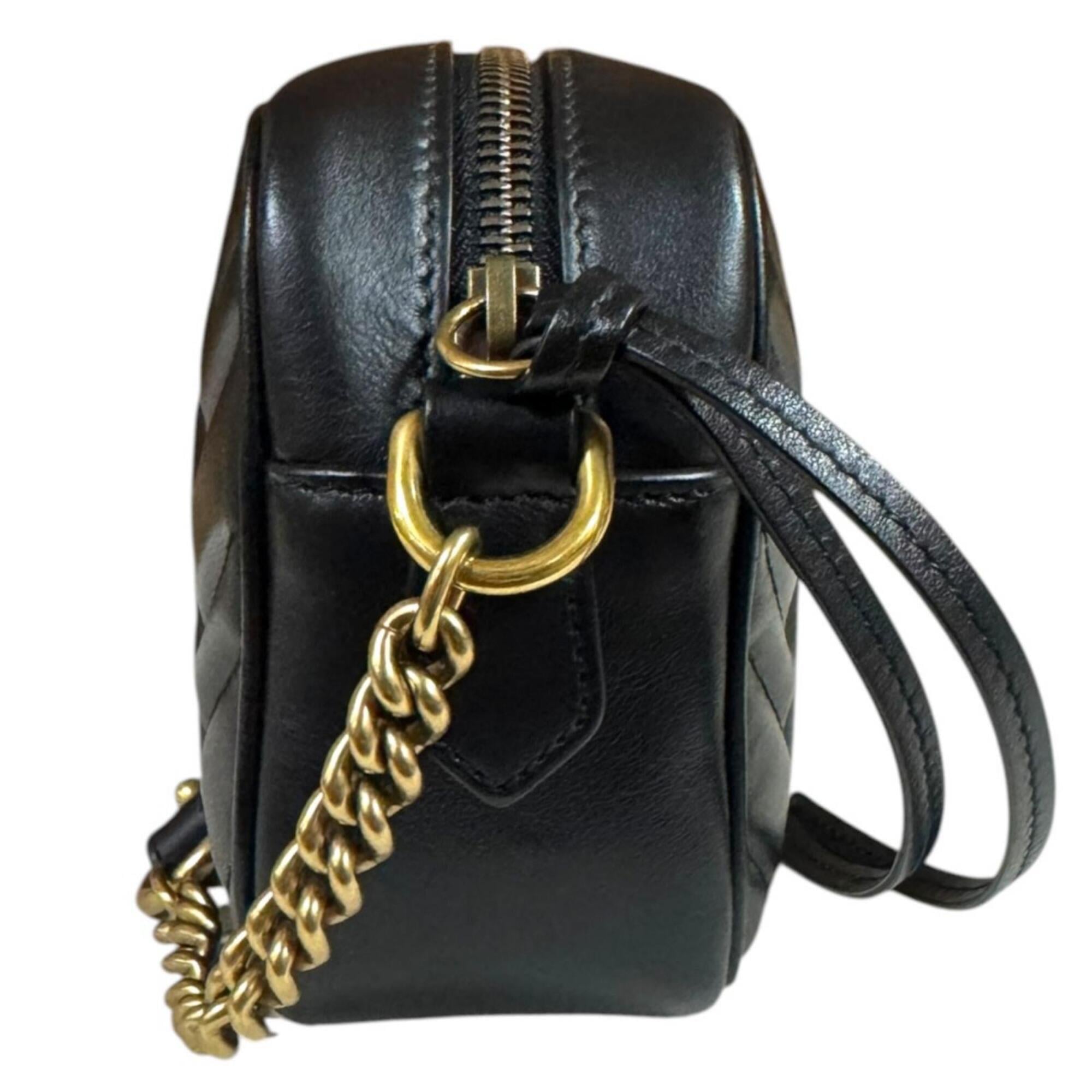 Gucci Black Leather Shoulder Bag (Pre-Owned)