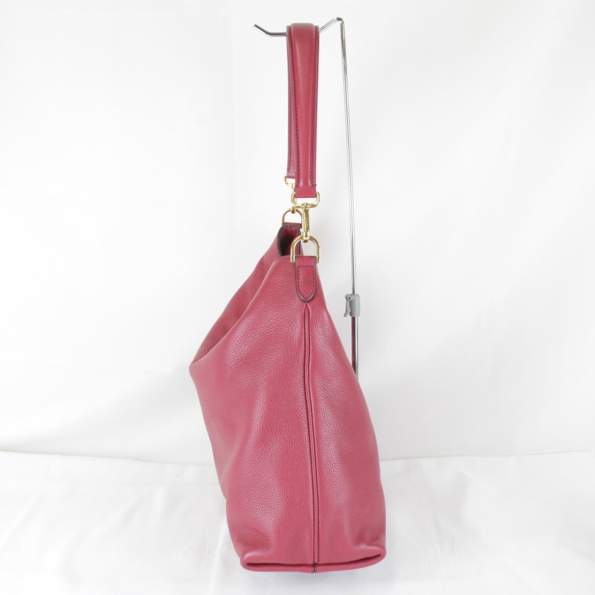 Fendi Pink Leather Shoulder Bag (Pre-Owned)