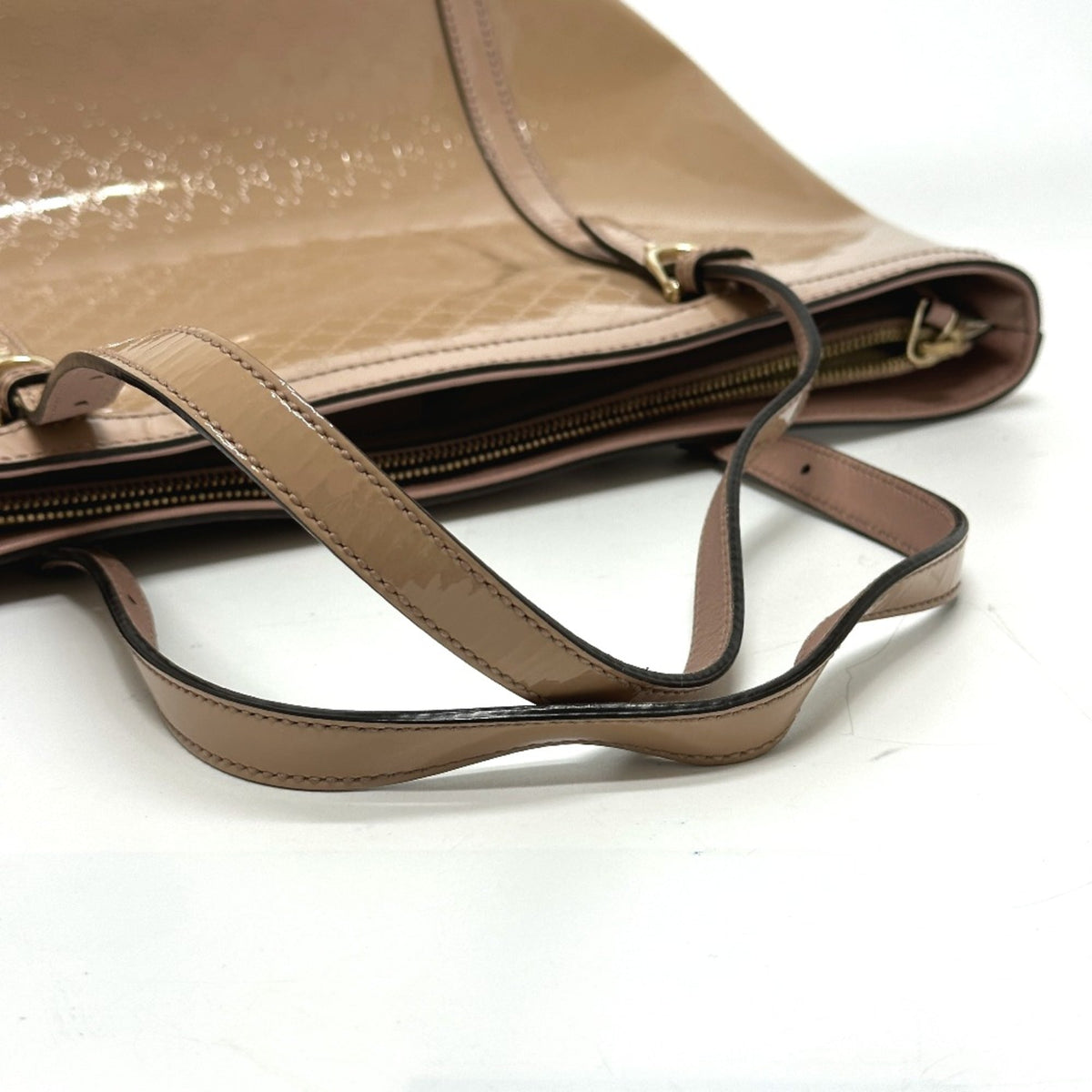 Gucci Beige Patent Leather Tote Bag (Pre-Owned)