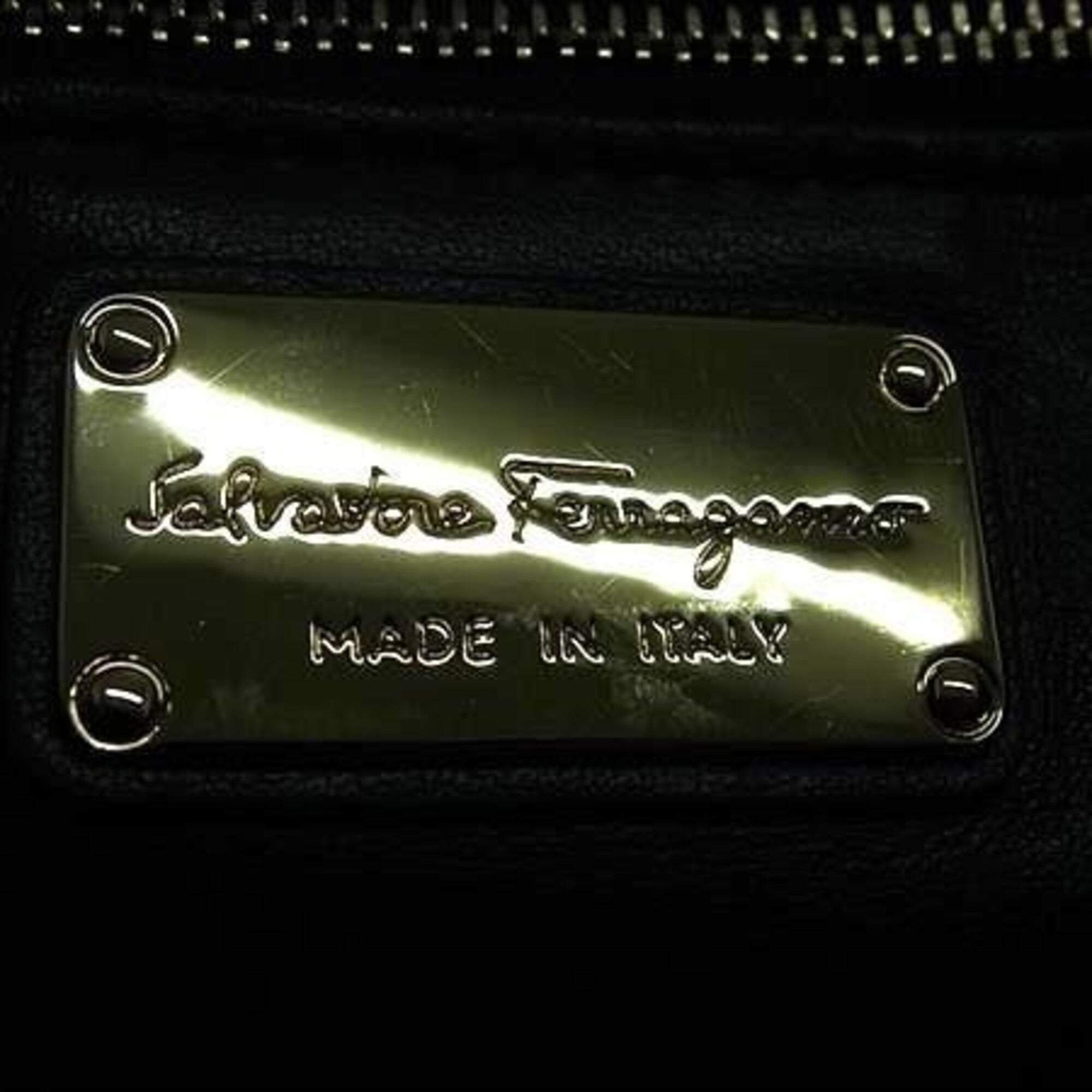 Salvatore Ferragamo Brown Leather Handbag Shoulder Bag (Pre-Owned)