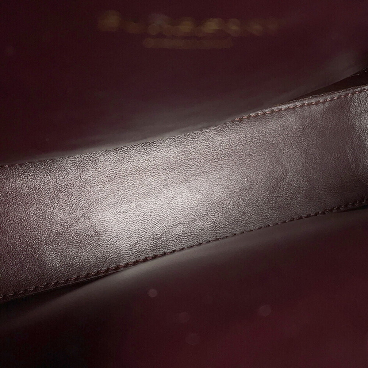 Burberry Bordeaux Red Color Leather Shoulder Bag (Pre-Owned)